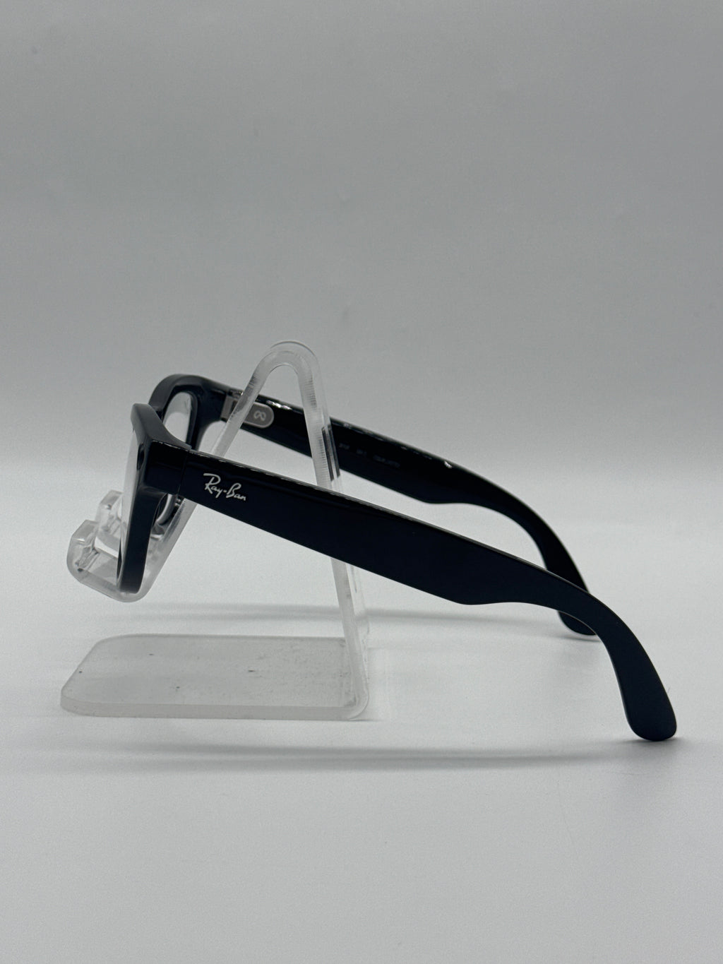 Meta Ray-Ban Skyler Smart Glasses Gen 2 RW4014 32GB Black - Used