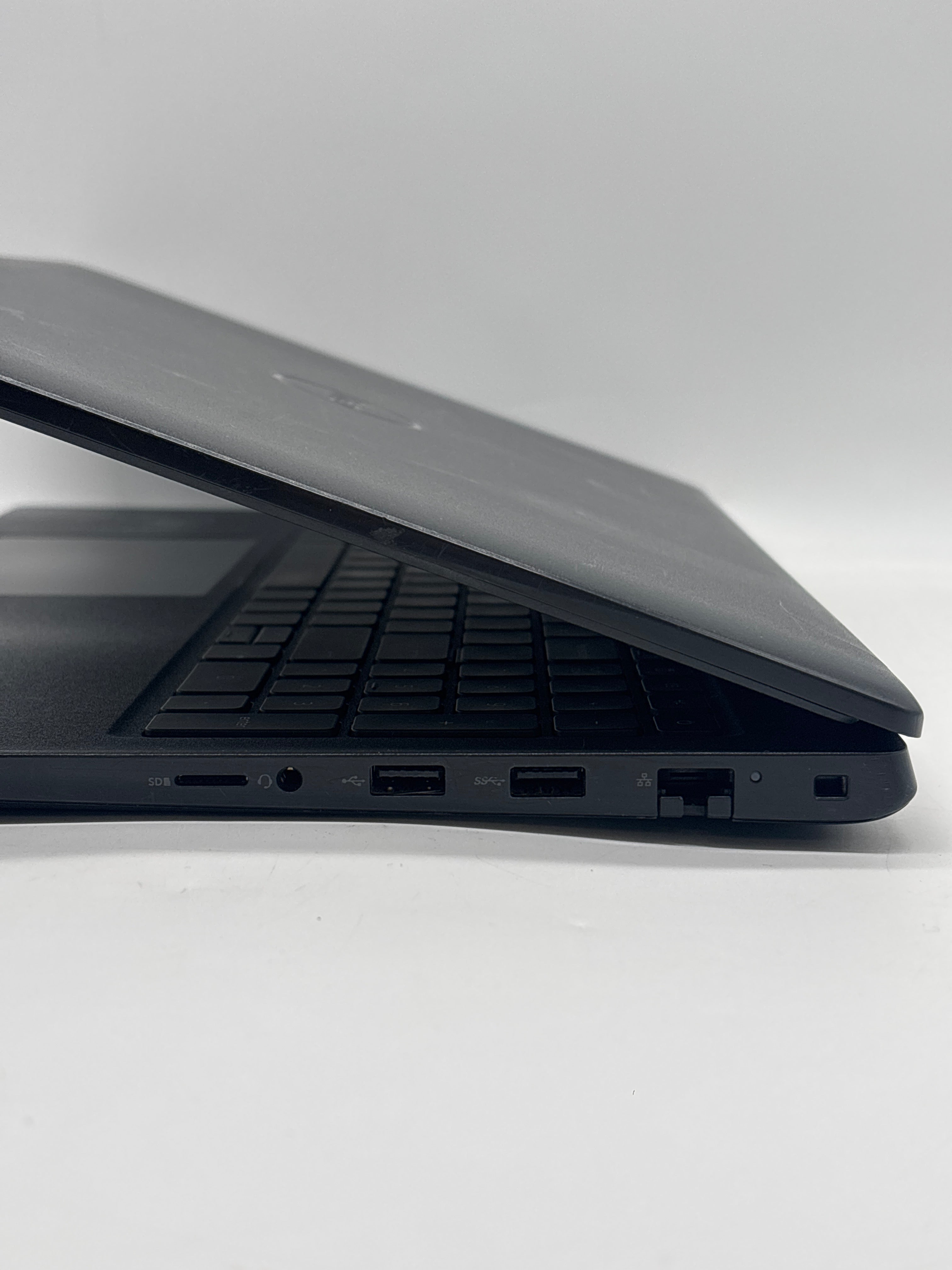 Dell Latitude 3520 15.6" i5-1135G7 12GB RAM 256GB SSD - Remotely Managed