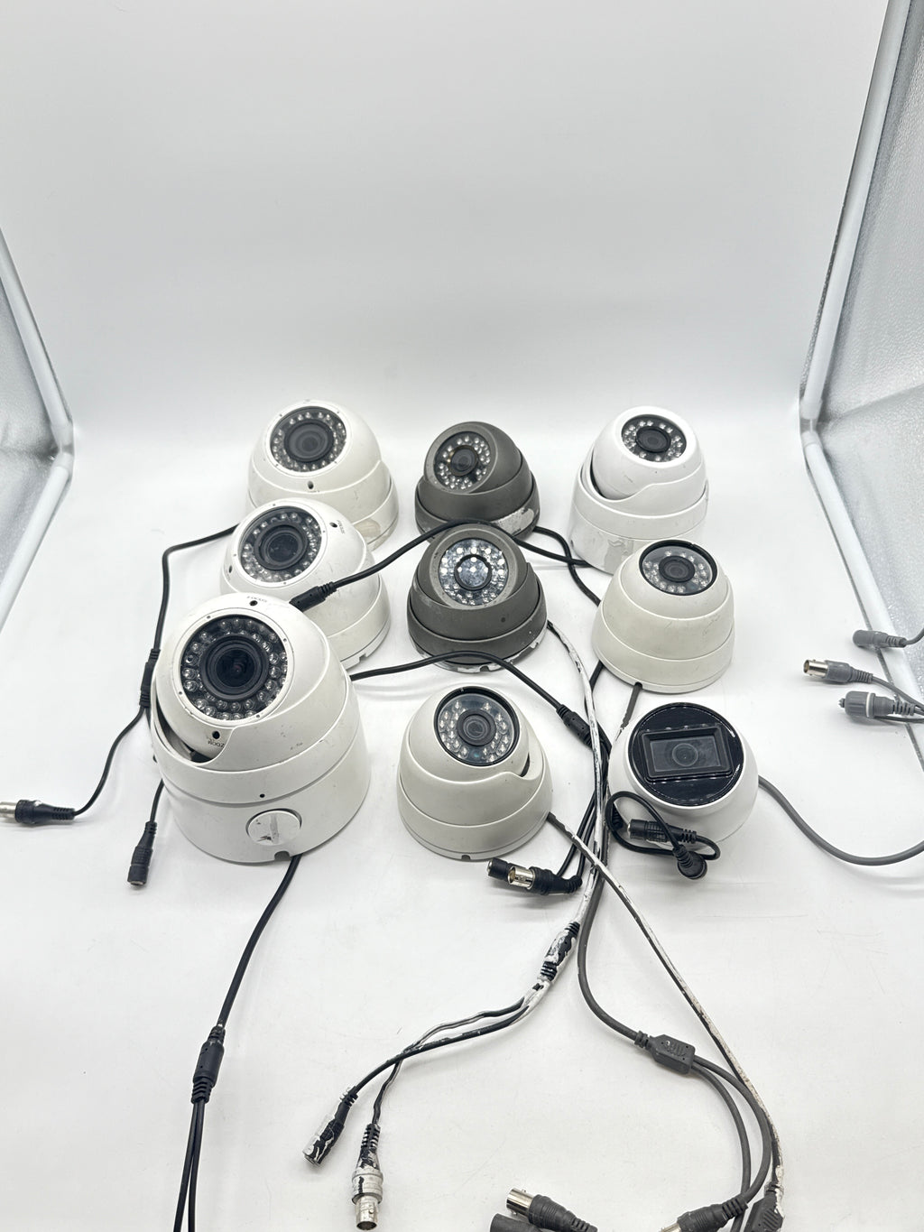 Lot of 9 Security Cameras Mixed 1080P 2MP - Untested