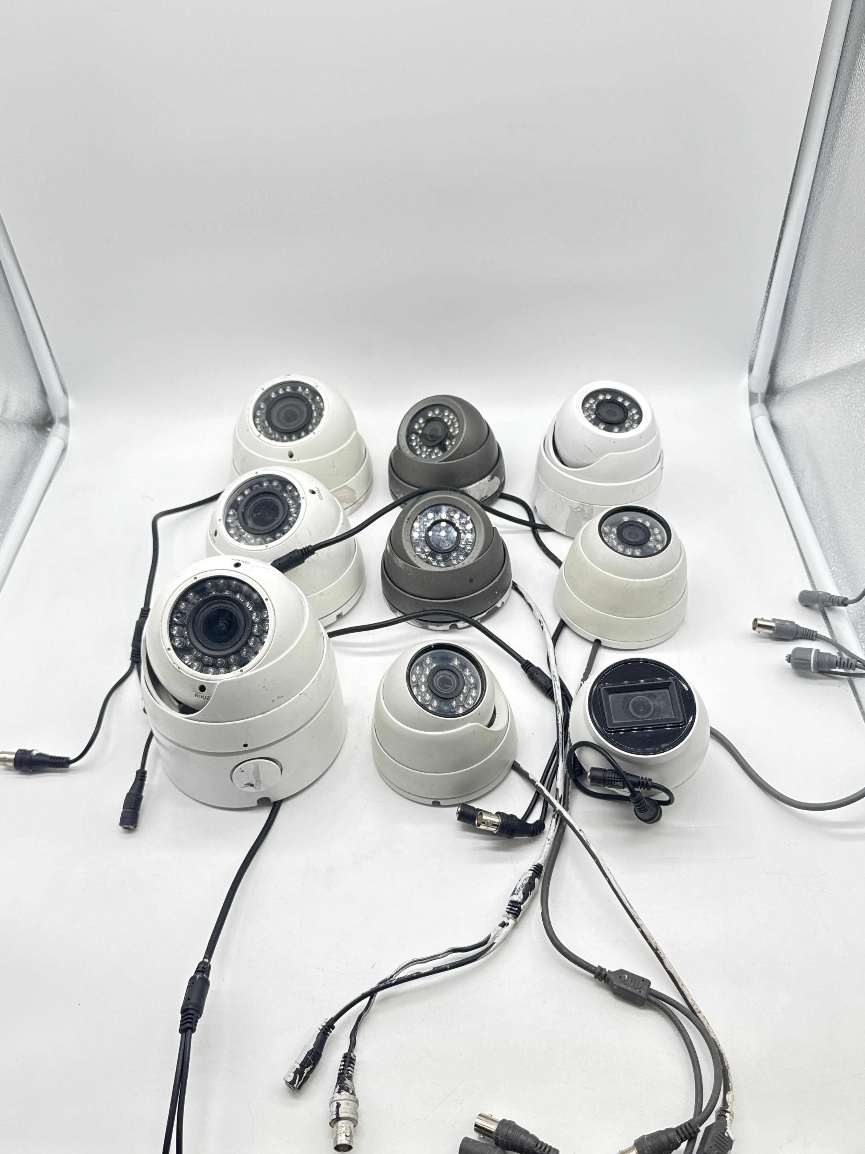 Lot of 9 Security Cameras Mixed 1080P 2MP - Untested