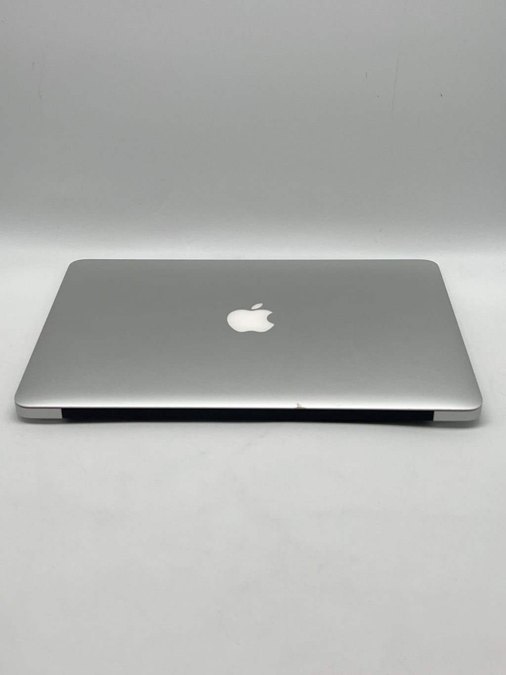 Apple MacBook Air 13" A1466 Core i5 8GB RAM 128GB SSD - For Parts (READ)