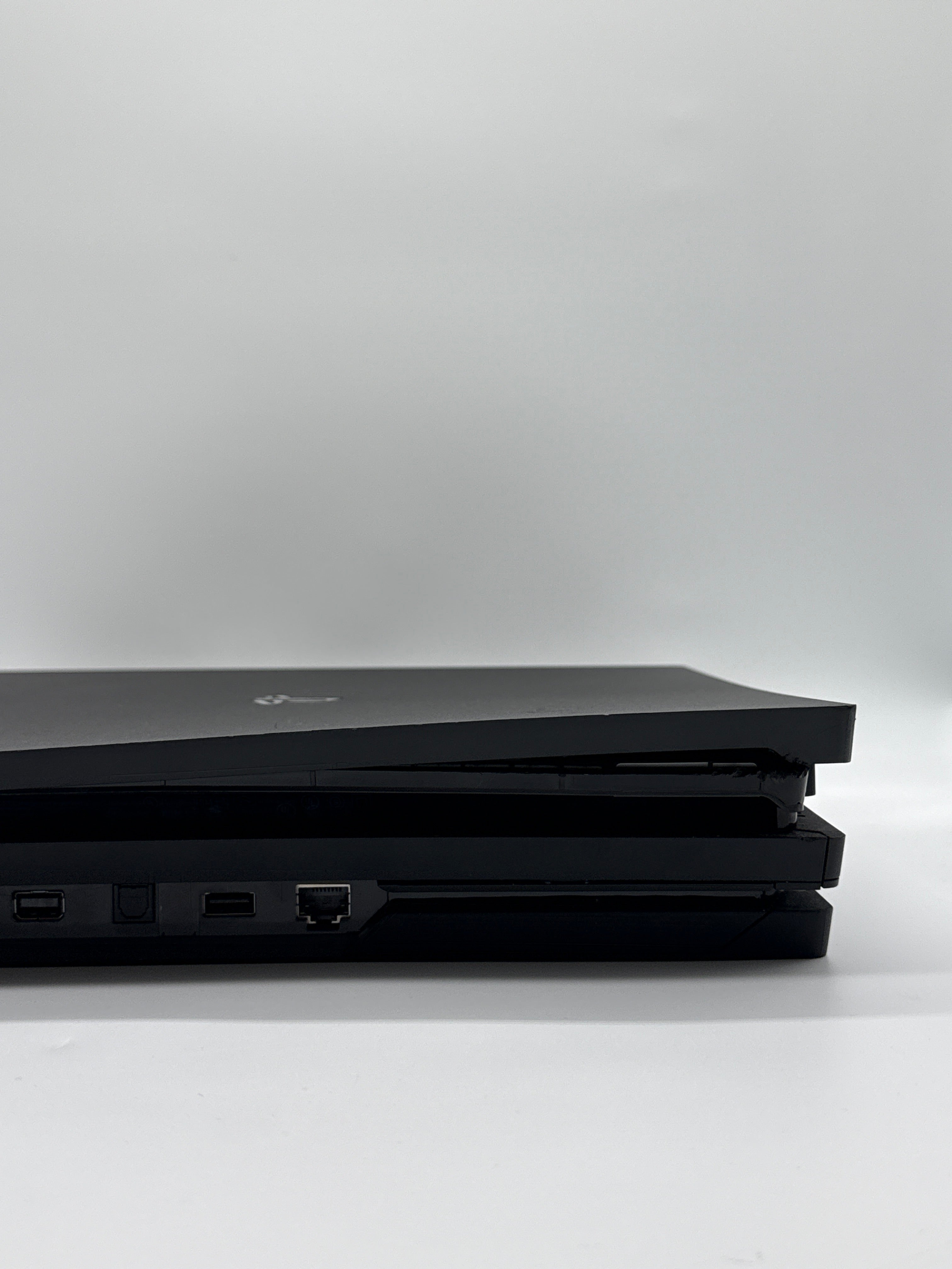Sony PlayStation 4 Pro 1TB Black Console only - for Parts (READ)