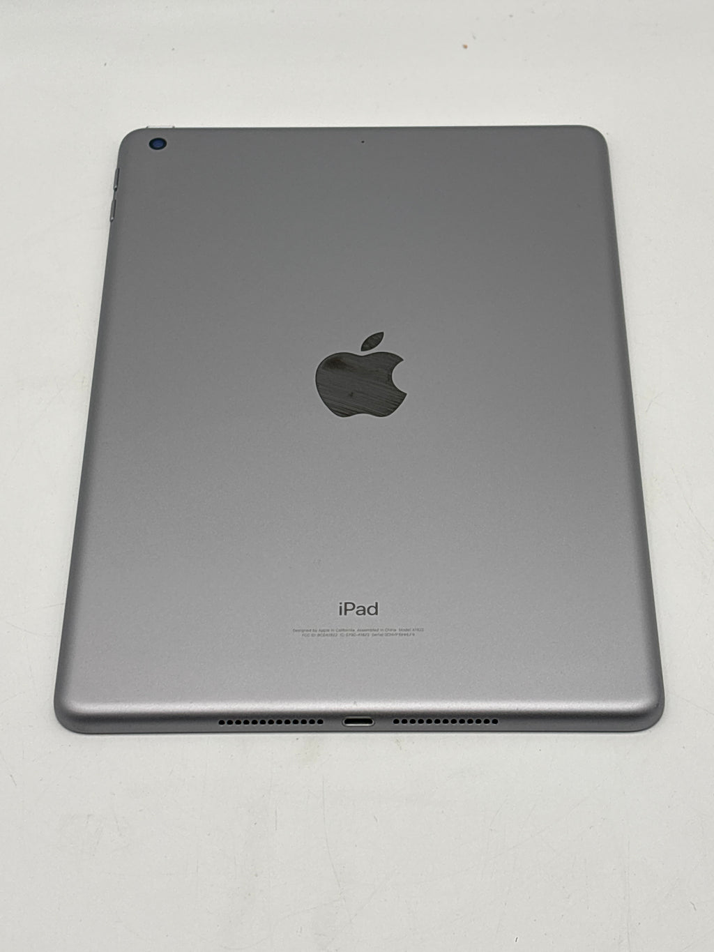 Apple iPad (5th Gen) A1822 32GB Wi-Fi Silver - Bad Charging Port no Power