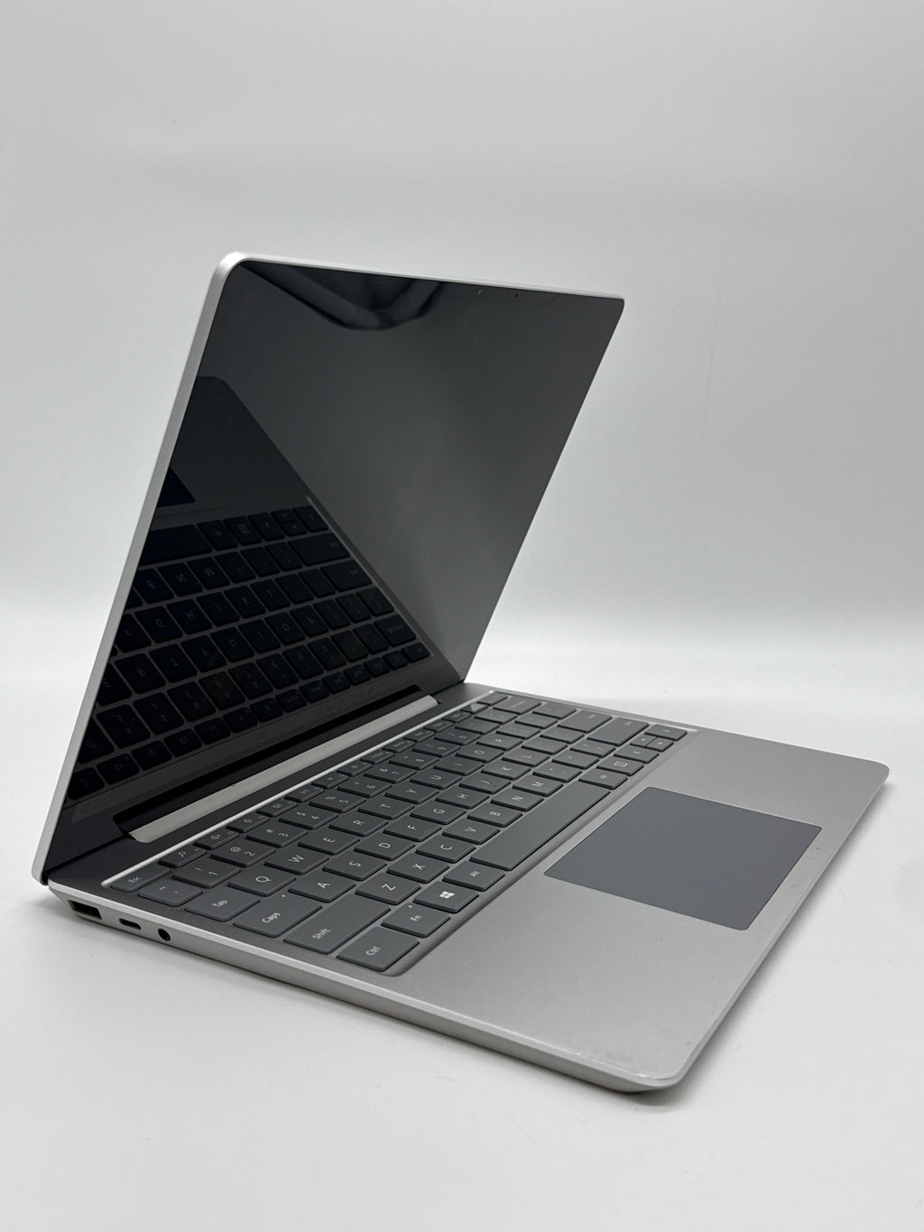Microsoft Surface Laptop Go i5-1035G1 8GB RAM 128GB SSD