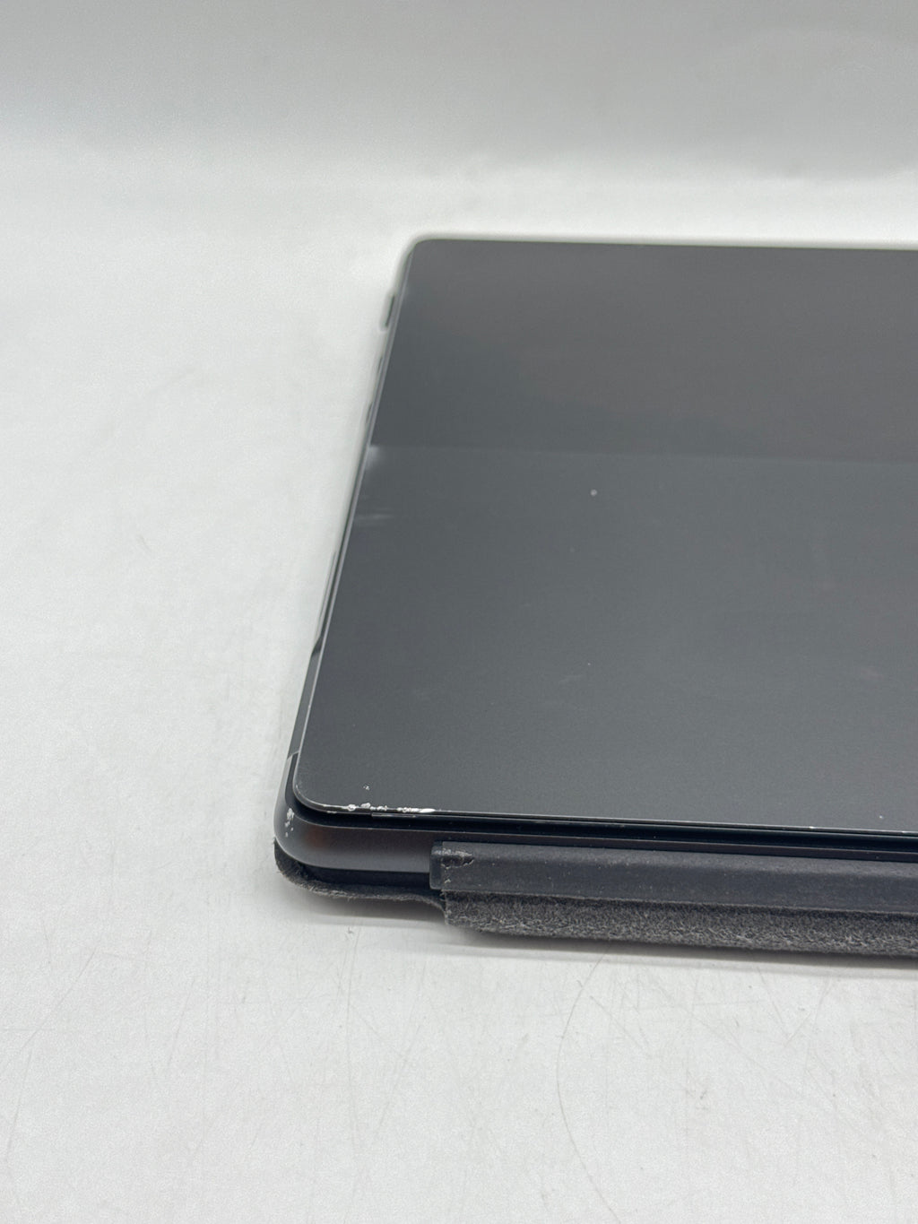Microsoft Surface Pro 8 1983 Core i5 1135G7 8GB RAM 256GB SSD 13in Black - Used