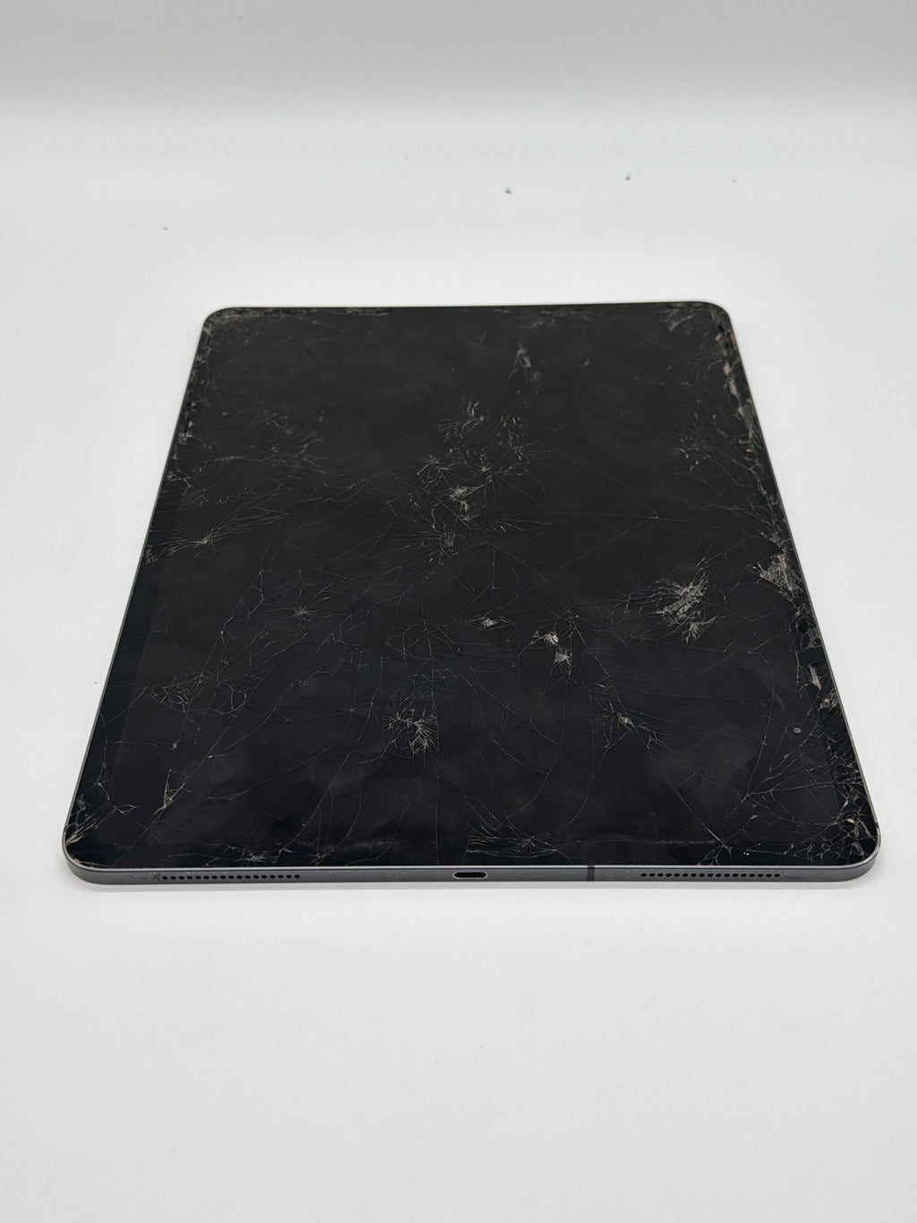 Apple iPad Pro 12.9" (4th Gen) A2069 128GB Wi-Fi Space Gray Cracked Screen
