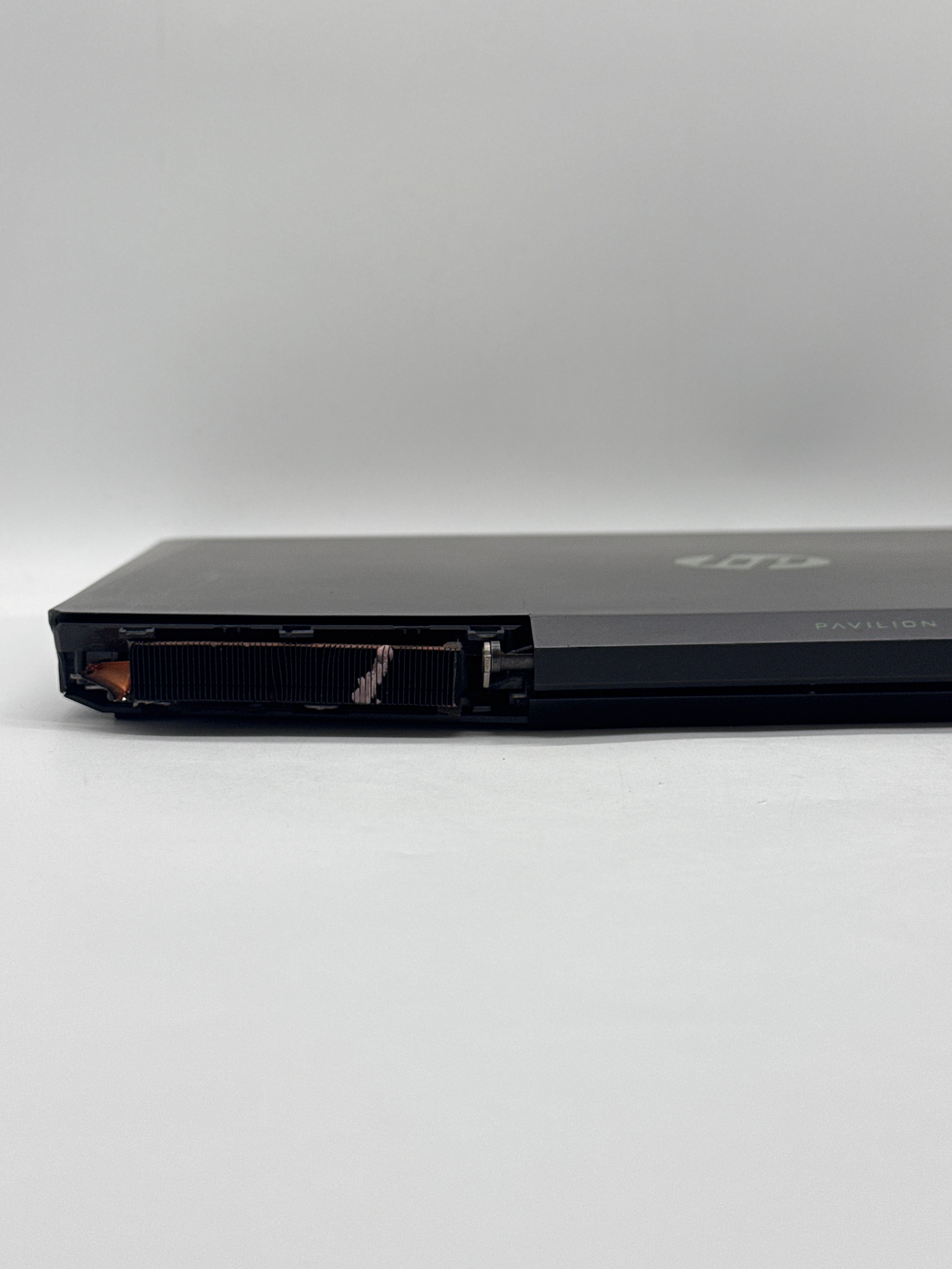 HP Pavilion 15-dk0068wm i5-9300H 8GB RAM 256GB SSD GTX 1050 - For Parts (Read DESC)
