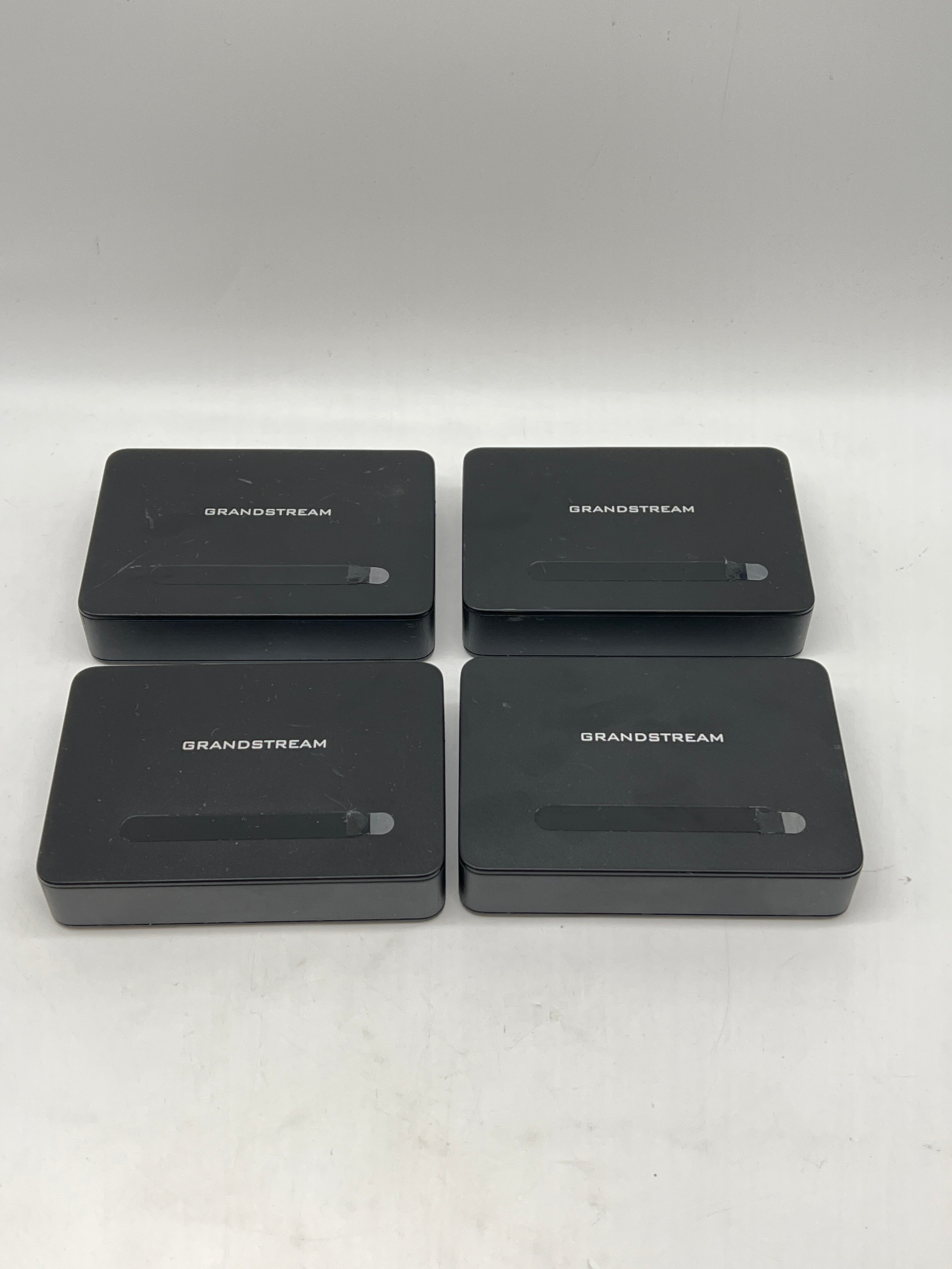 Grandstream DP750 System Bundle w/ 5 Cordless Handsets & 4 Base Stations - Used