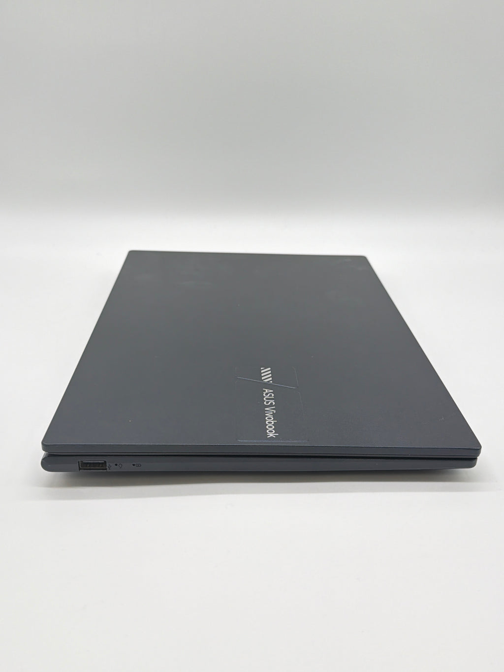 Asus VivoBook X1404Z 14" Intel i3-1215U 16GB RAM 128GB SSD Black