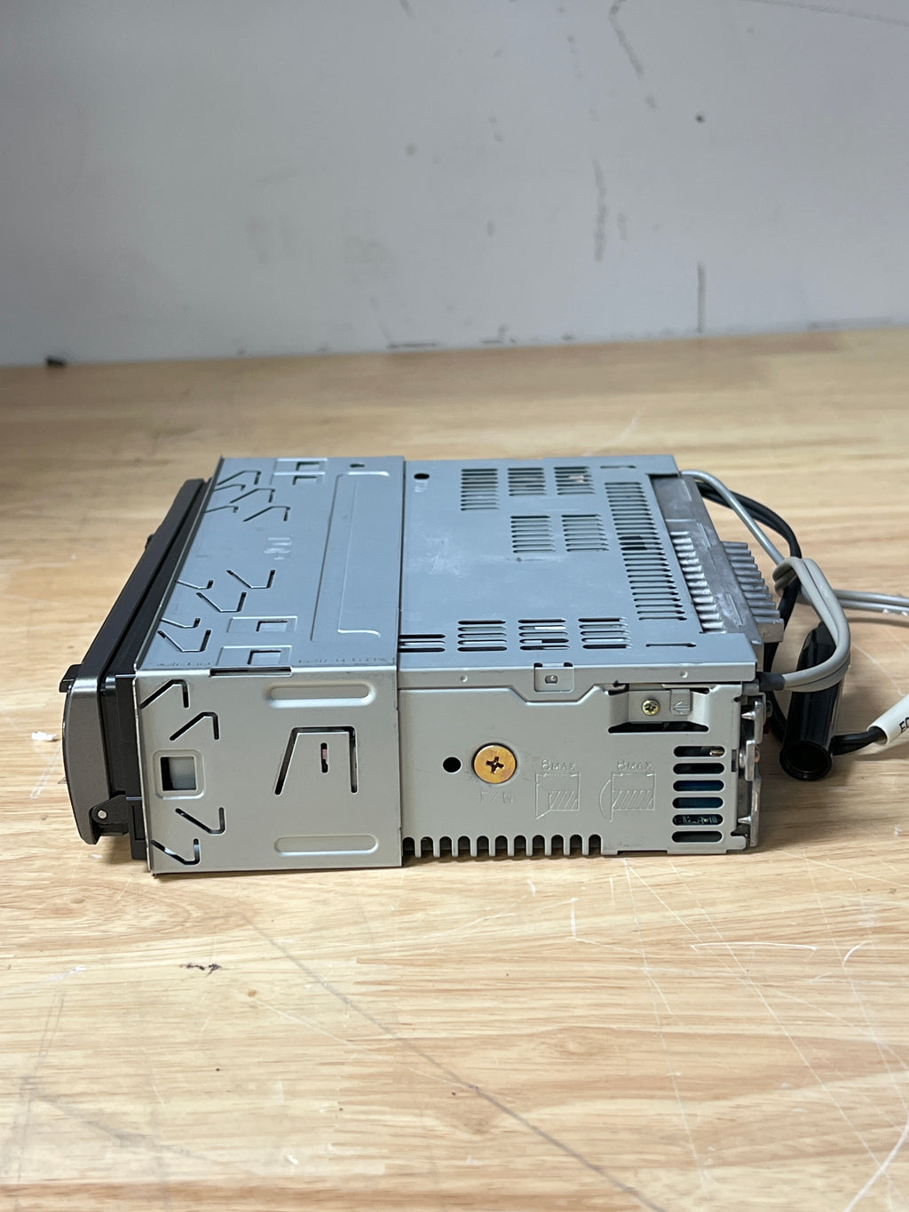 Sony CDX-C780 Compact Disk Player  - Used with Box