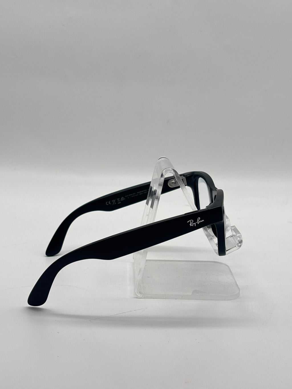 Ray-Ban Meta Wayfarer RW4012 Smart Glasses - 32GB - Wi-Fi 6E - Bluetooth 5.3