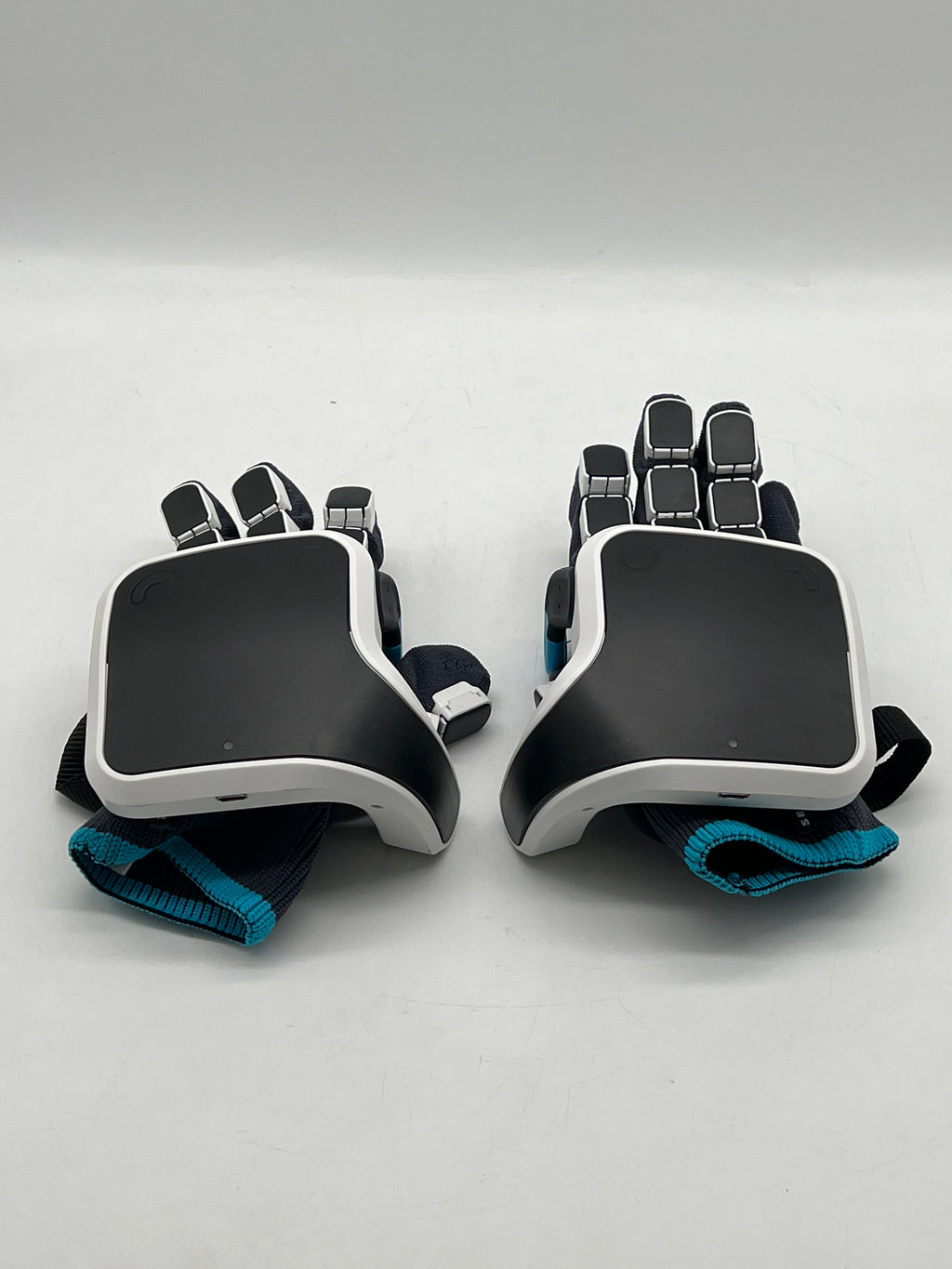 SenseGloves Nova 2 Haptic VR Headset - New Open Box