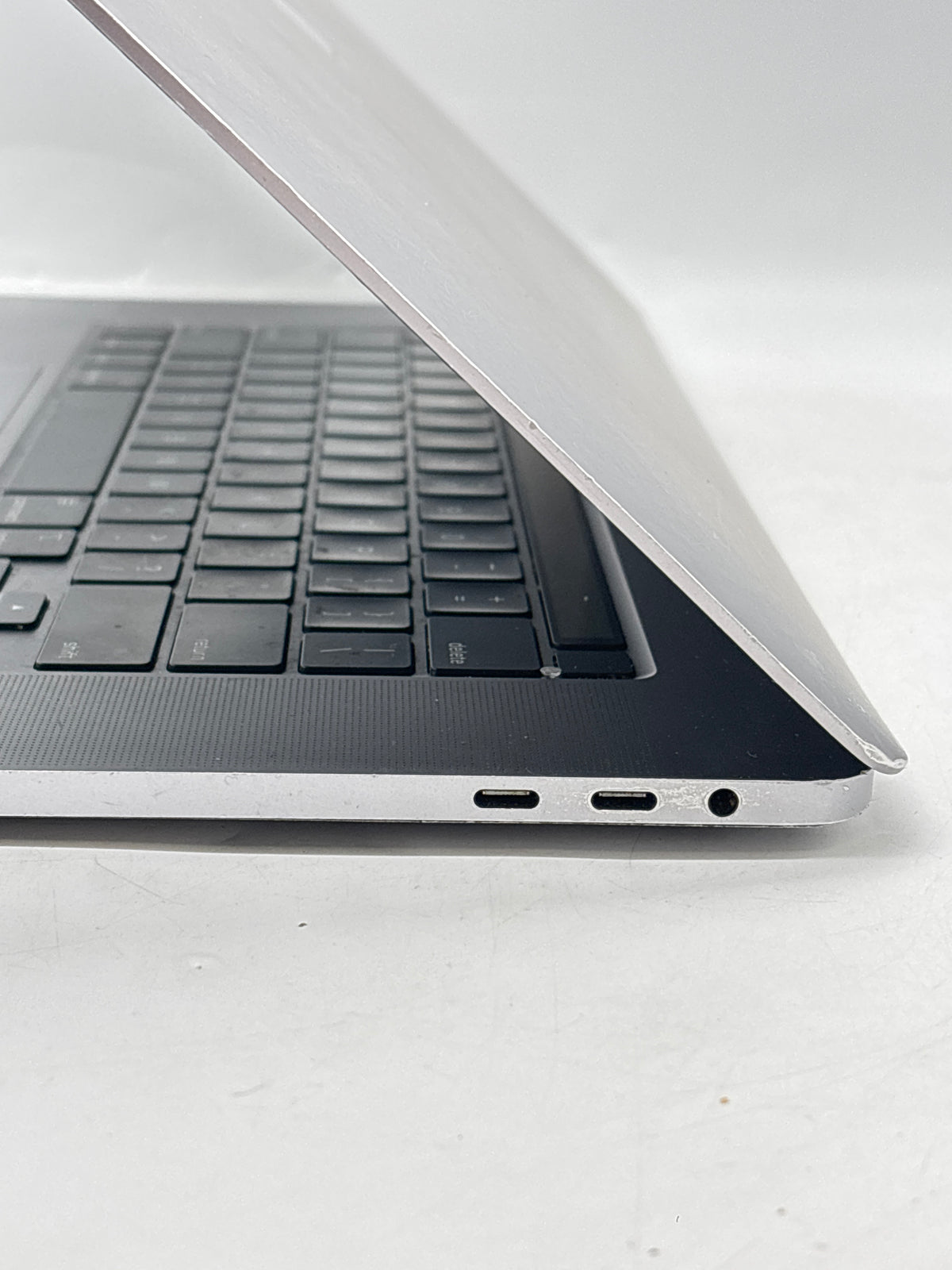 Apple MacBook Pro 16in A2141 2019 Core i7 16GB 512GB SSD - No Power