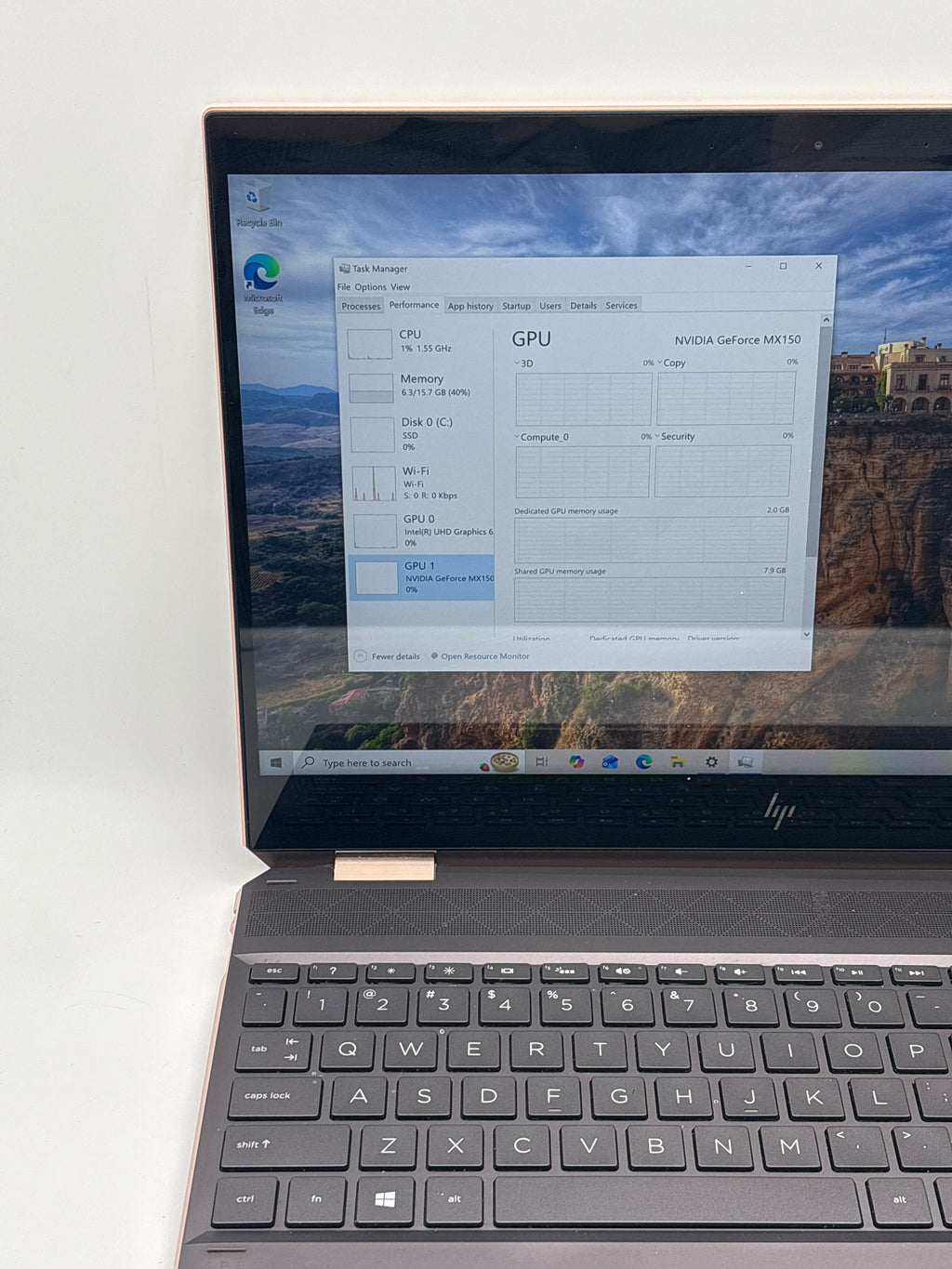HP Spectre x360 15-df0033dx i7-8565U 16GB RAM 512GB SSD MX150