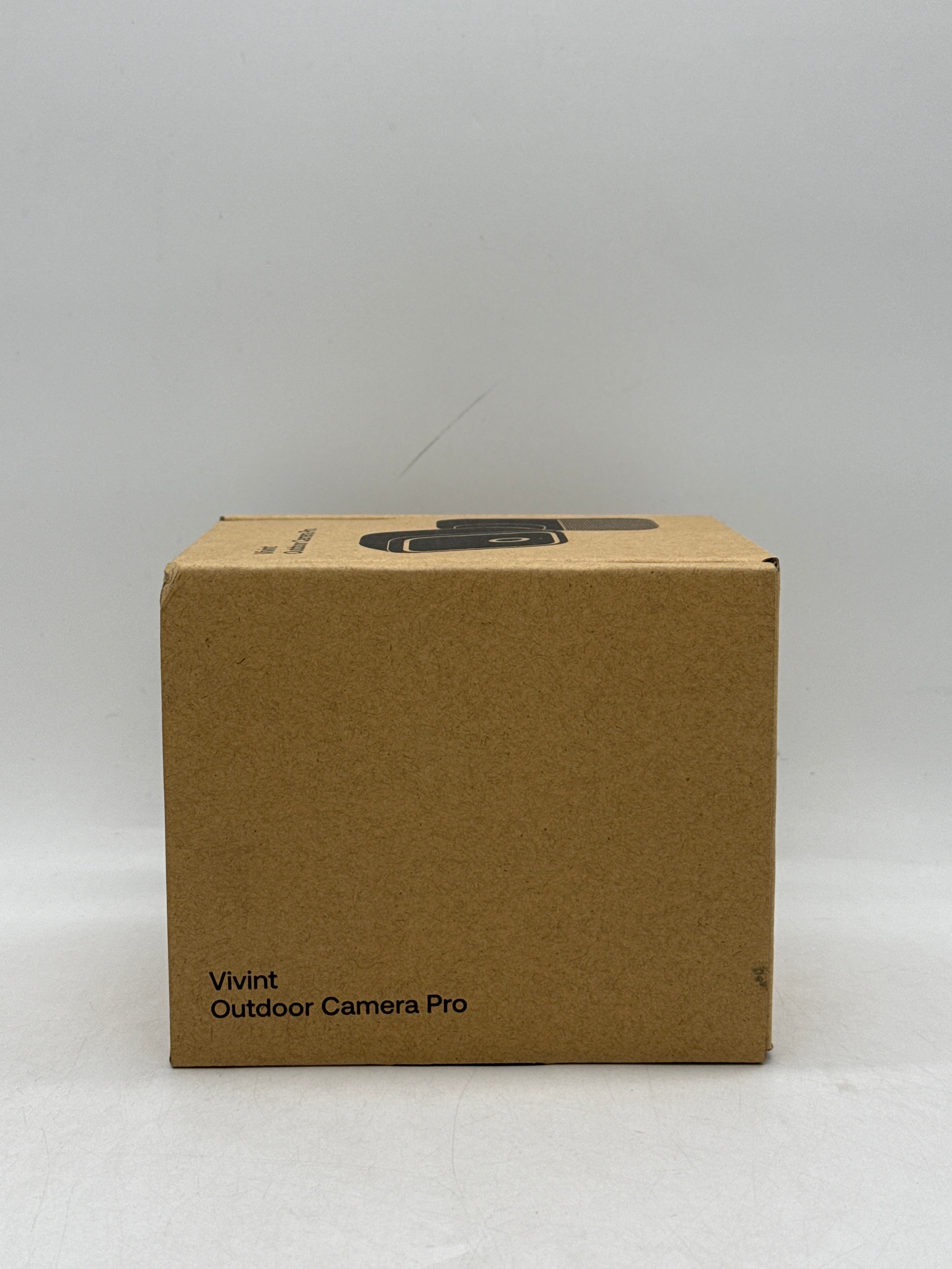 Vivint VS-ODC400-WHT Security Camera New In Box White