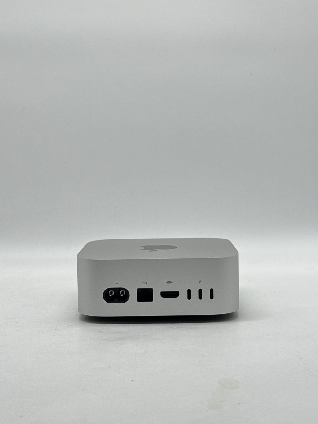 Apple Mac Mini A3238 M4 10-Core CPU 10-Core GPU 16GB RAM 256GB SSD Silver - Used