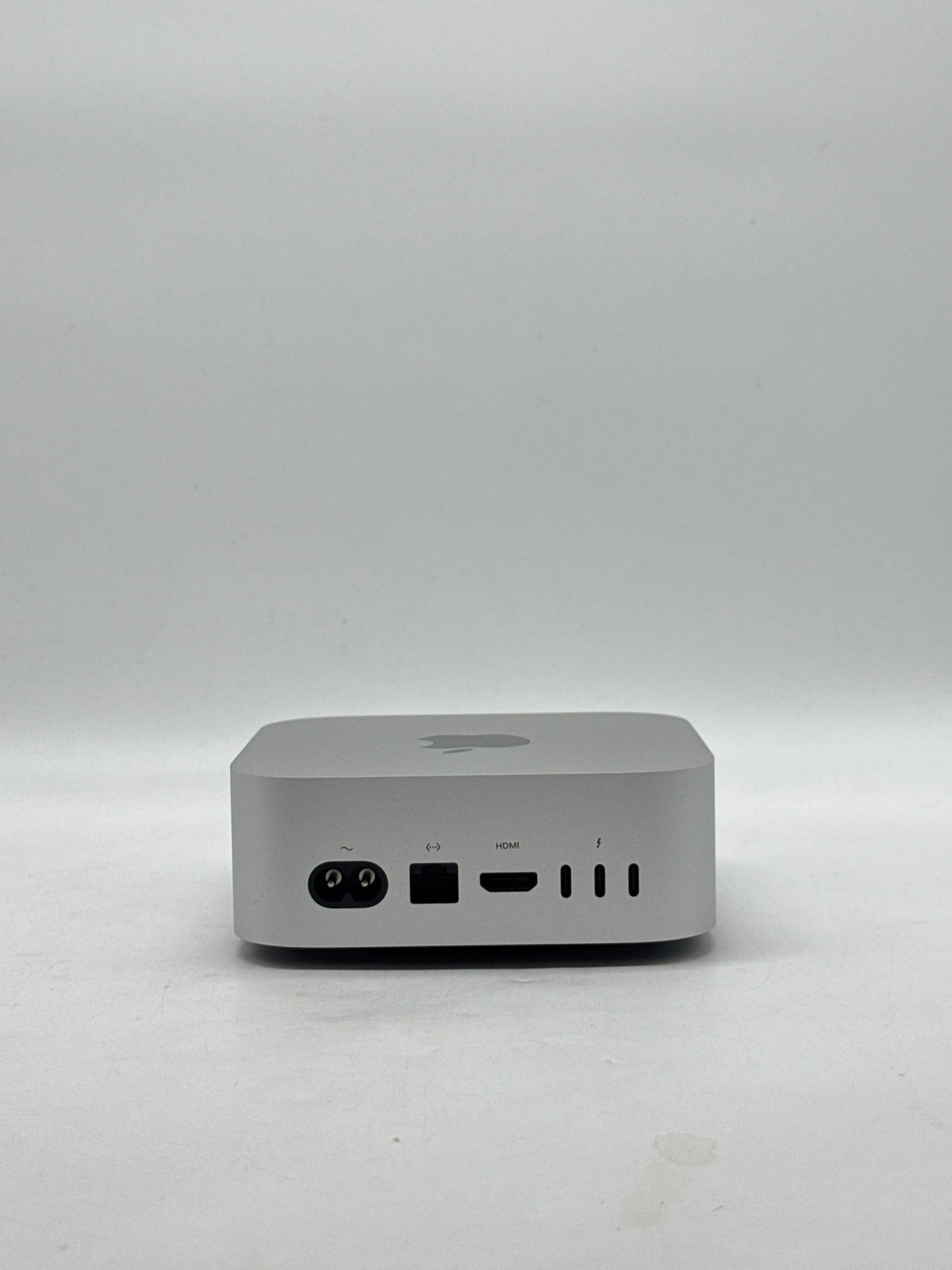Apple Mac Mini A3238 M4 10-Core CPU 10-Core GPU 16GB RAM 256GB SSD Silver - Used