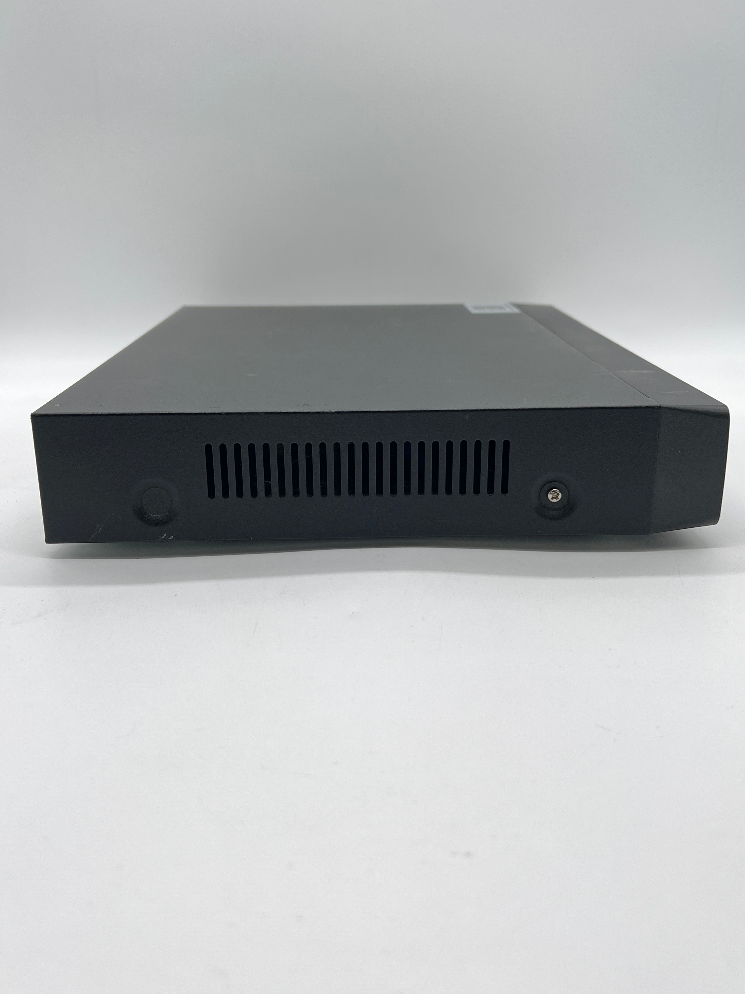 Amcrest 8 Channel DVR Security Camera System with 4 Bullet and 4 Dome Cams - Used