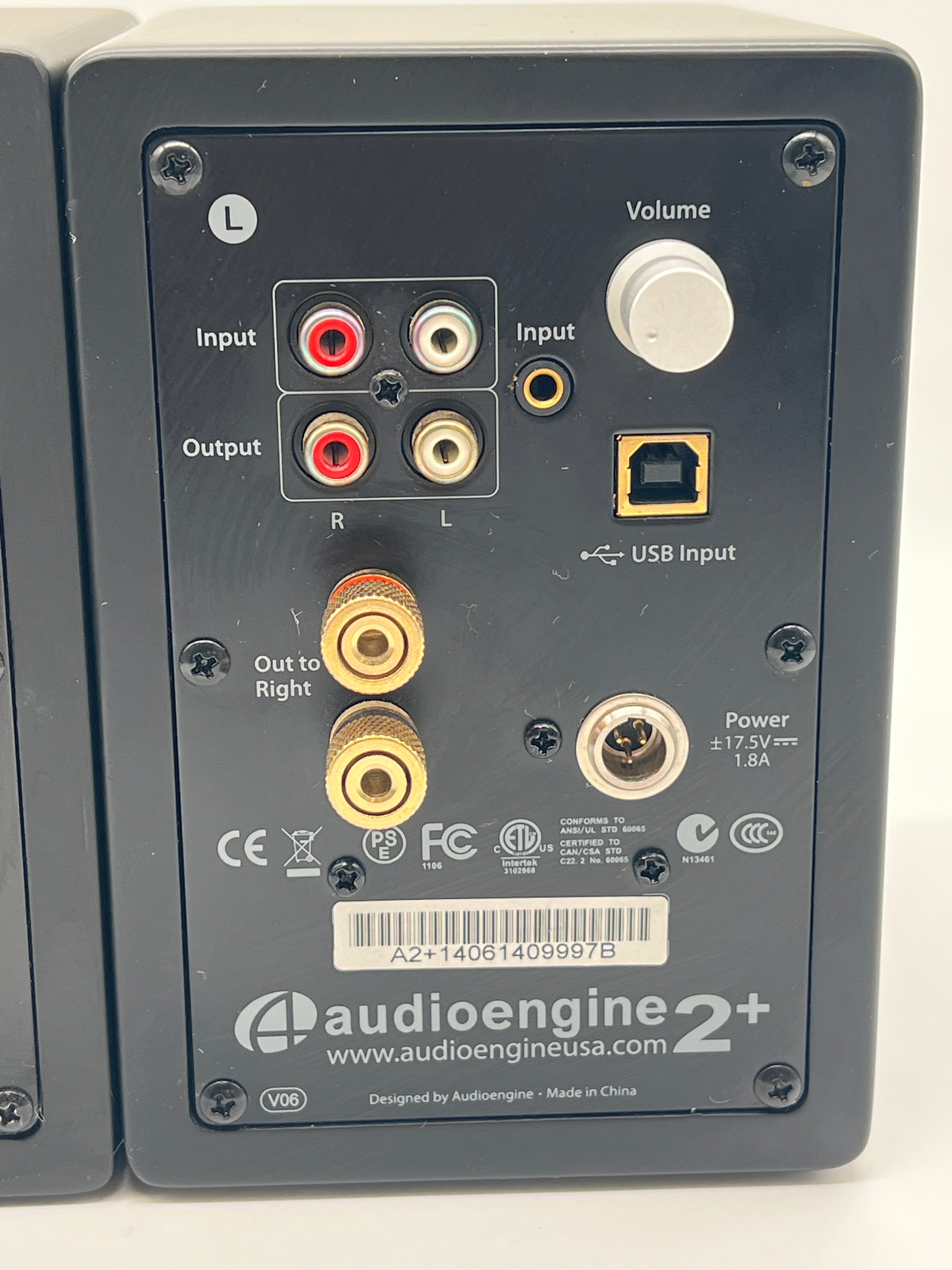 Audioengine A2+ 6in Black Wired Desktop Speakers 2.0 Table Speaker- Used
