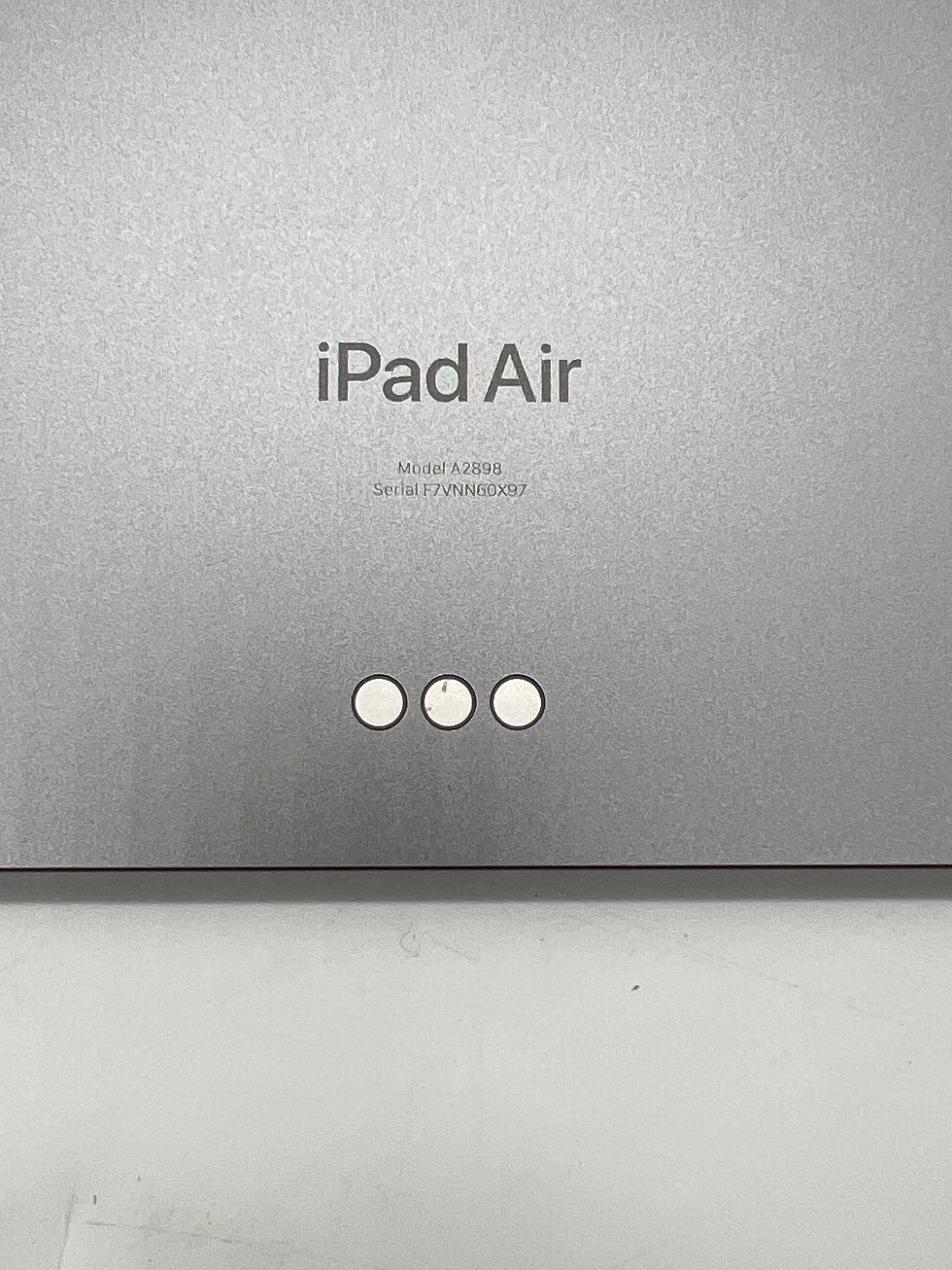Apple iPad Air M2 (5th Gen, 13") A2898 - 256GB - Space Gray - Used With Box (Cycle count 20)