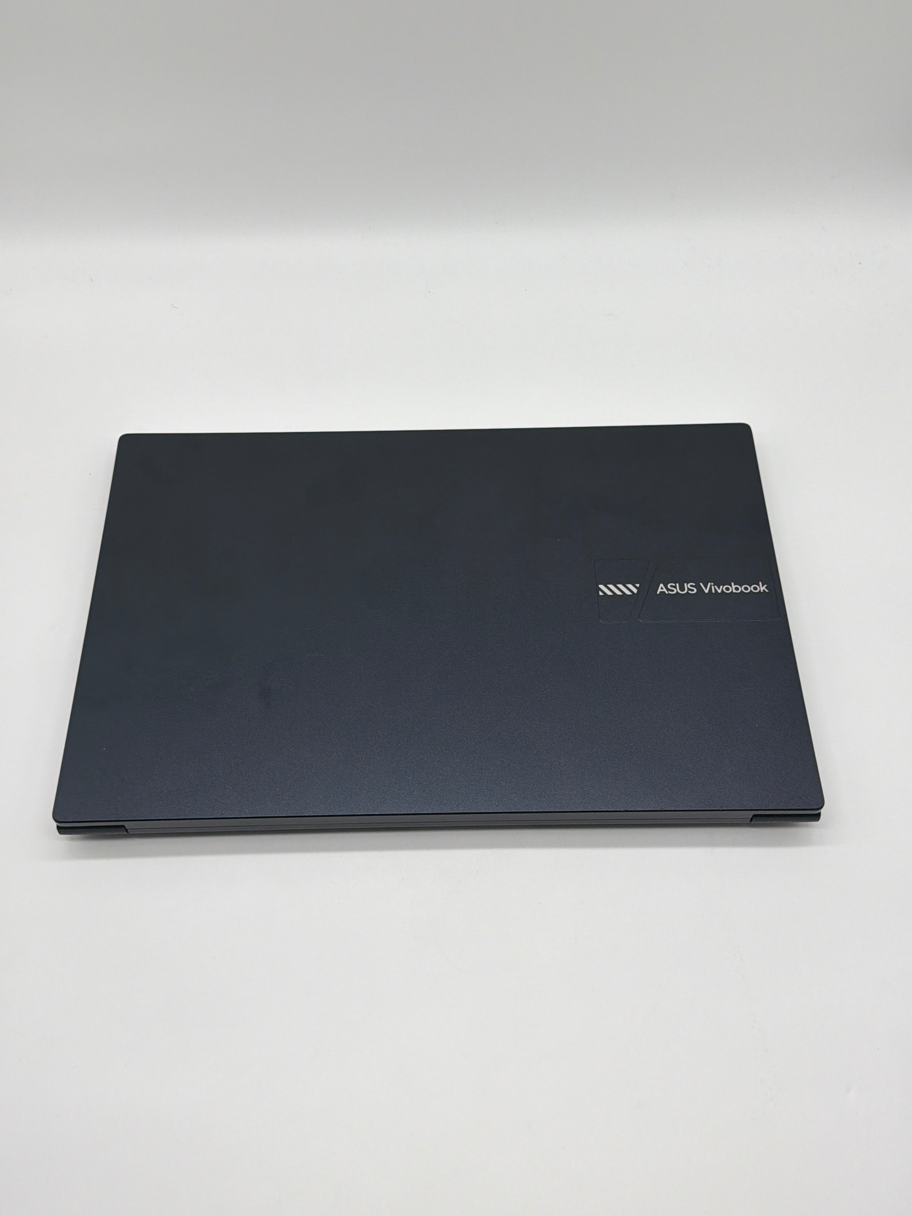 Asus VivoBook X1404Z 14" Intel i3-1215U 16GB RAM 128GB SSD Black