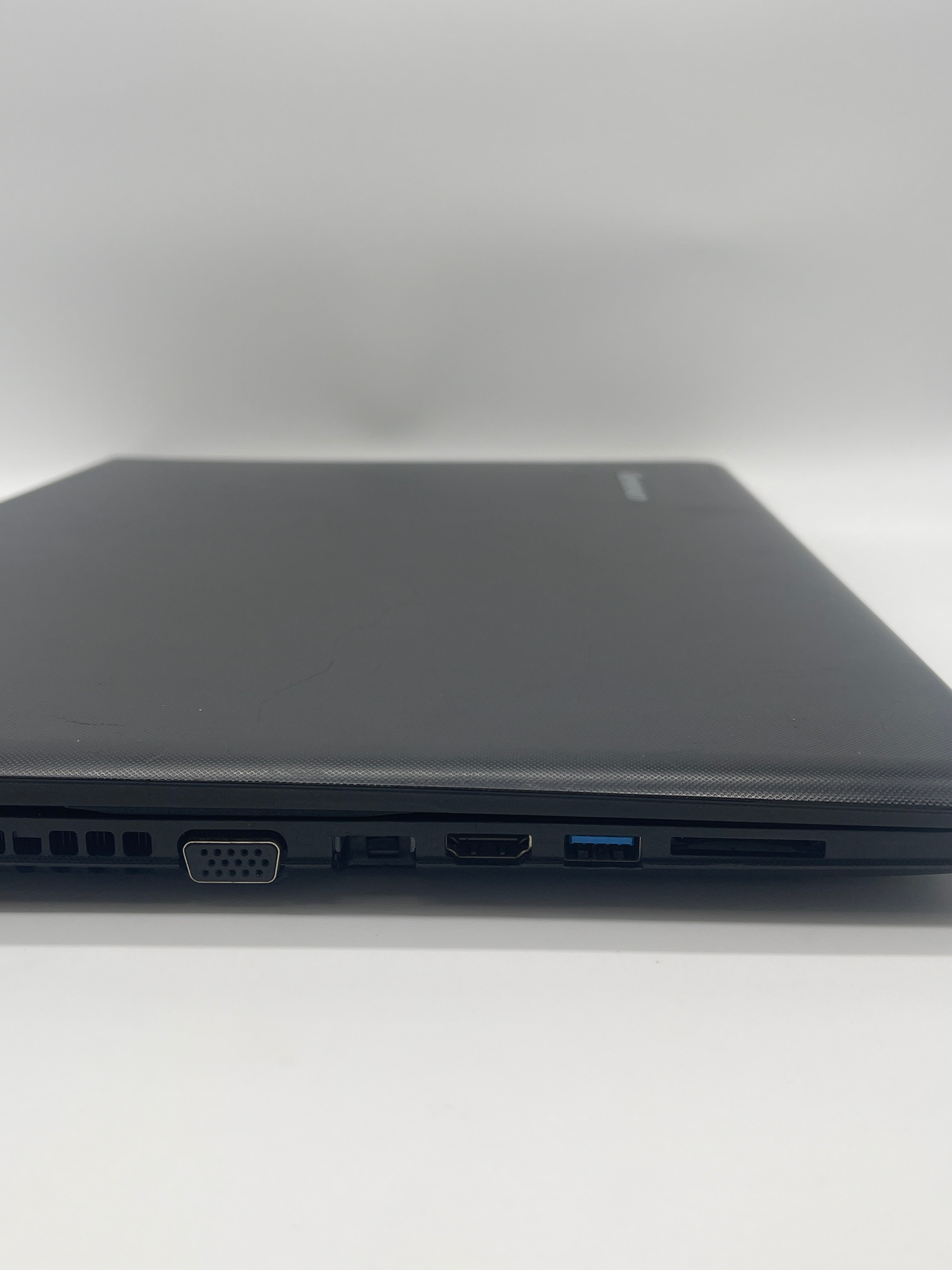 Lenovo IdeaPad 300 17.3 inch Intel Core i3 6th Gen 4GB RAM 500GB HDD