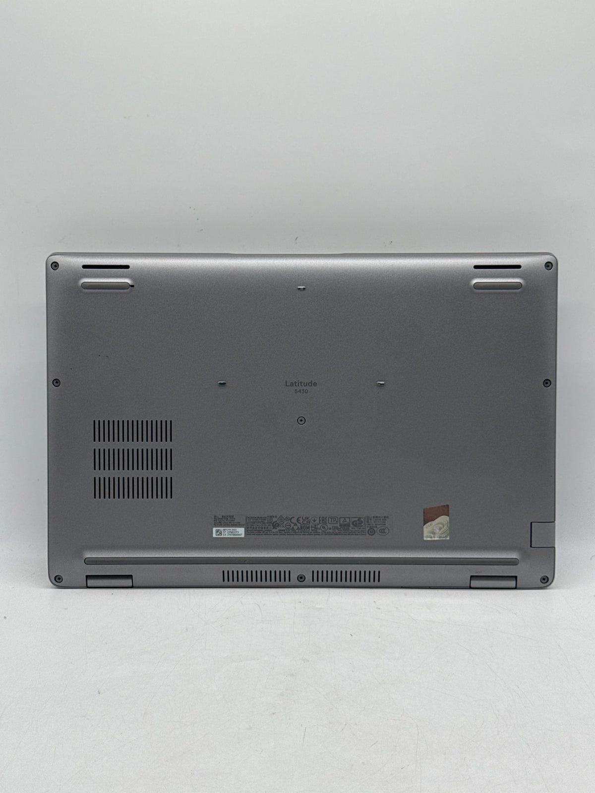 Dell Latitude 5430 14" Core i5-1235U 16GB RAM 256GB SSD Gray - Used