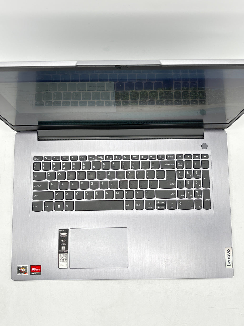 Lenovo IdeaPad 3 17ABA7 AMD Ryzen 5 5625U 16GB RAM 1TB SSD - Used