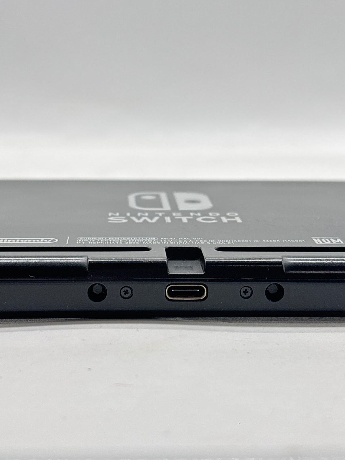 Nintendo Switch Console 32GB Black with Dock and Joy-Con - Used