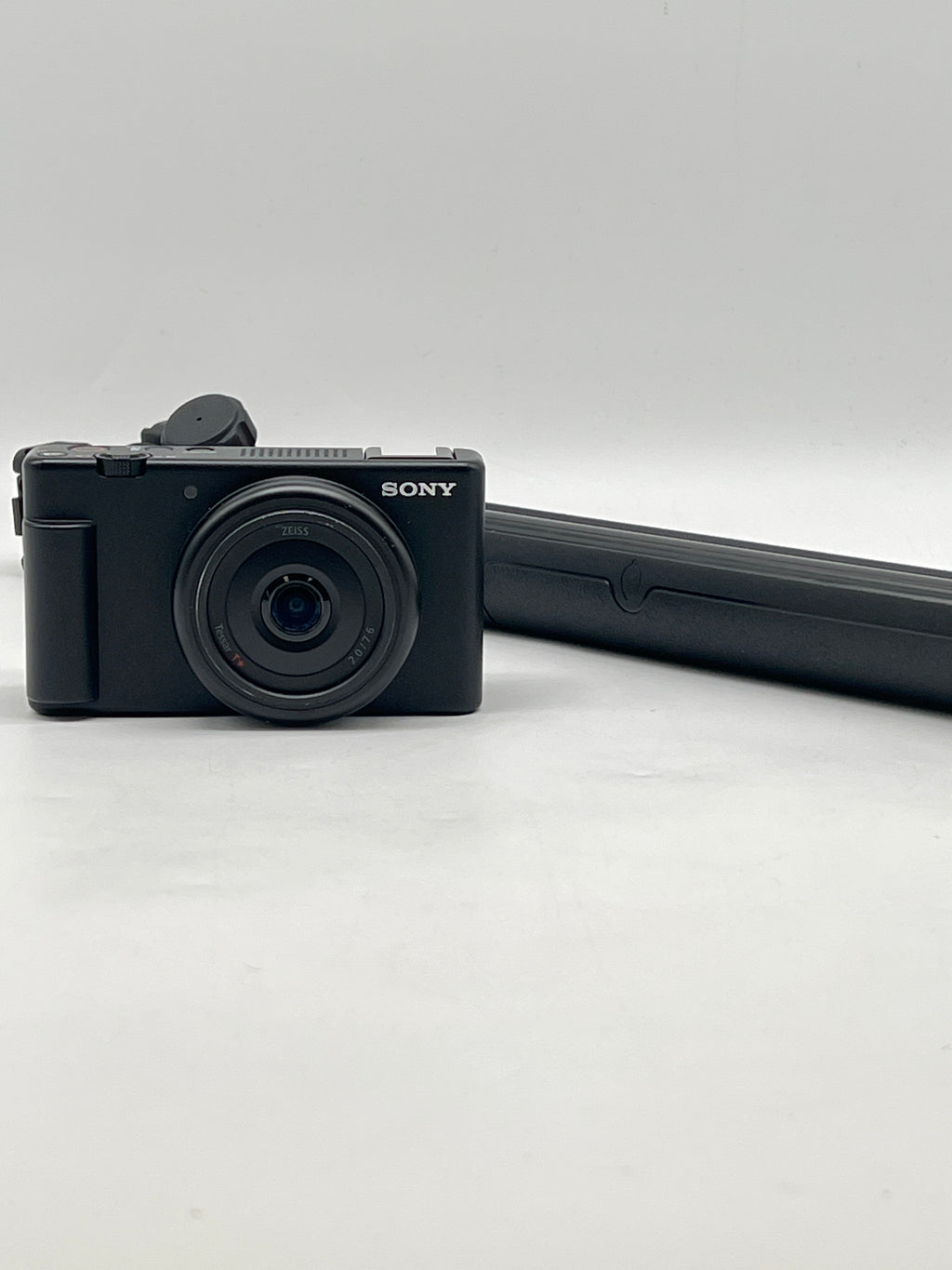 Sony ZV-1F Compact Digital Vlogging Camera 20.1MP - Used