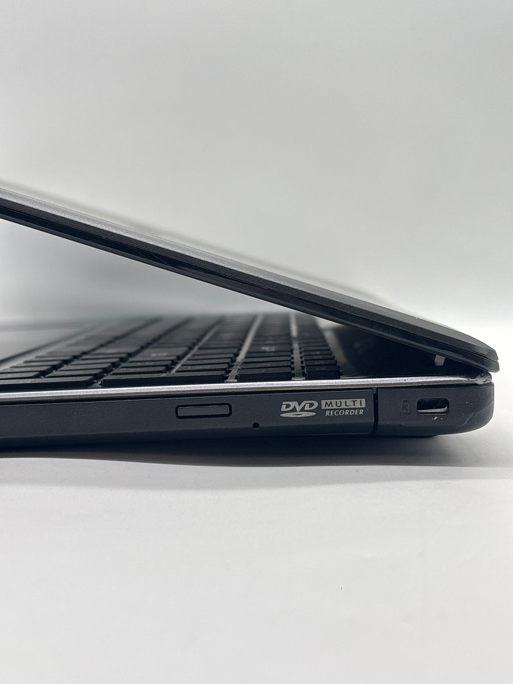ASUS R510C i5-3337U 12GB RAM 700GB HDD - For Parts (Bad HDD)