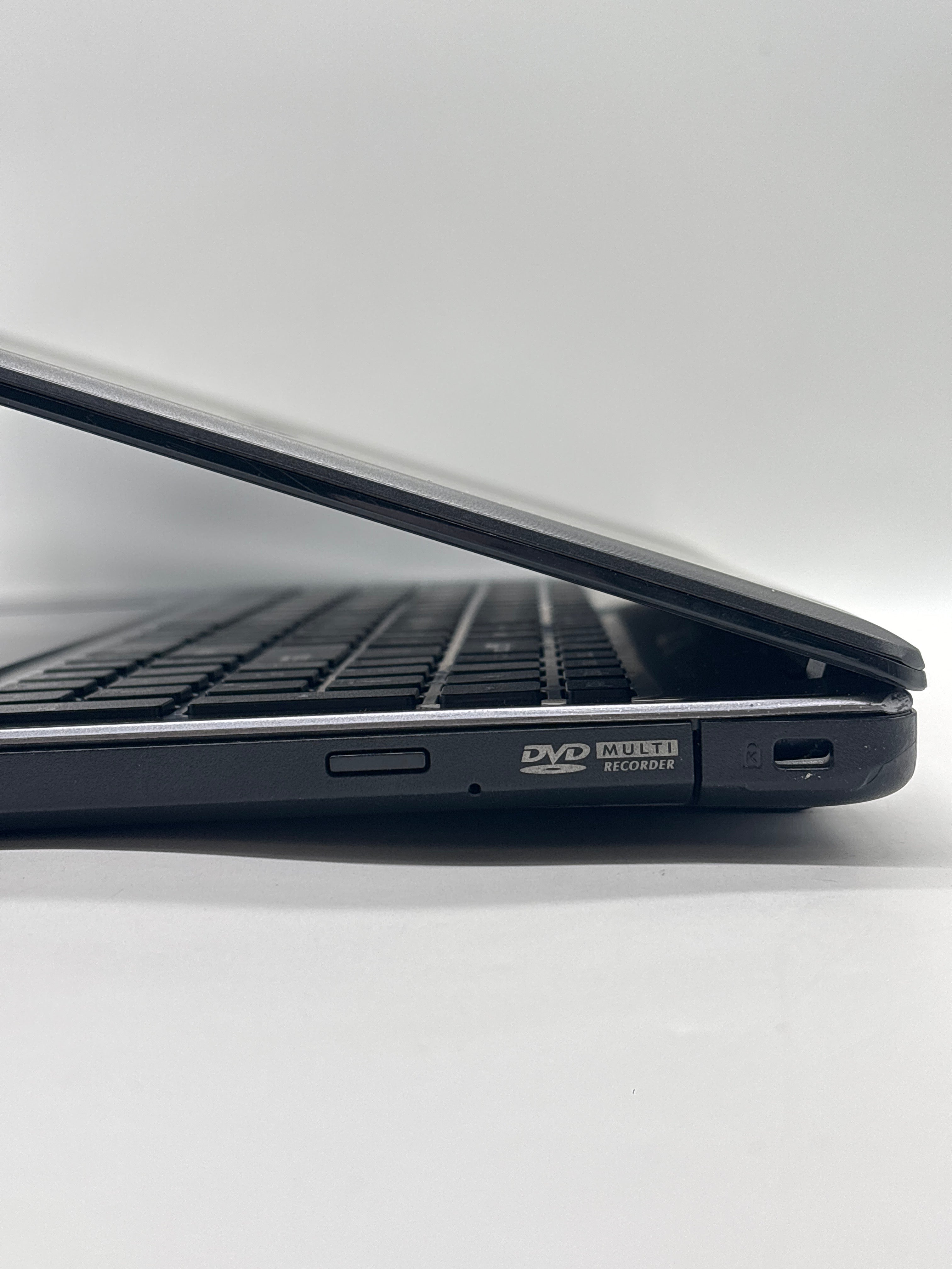 ASUS R510C i5-3337U 12GB RAM 700GB HDD - For Parts (Bad HDD)