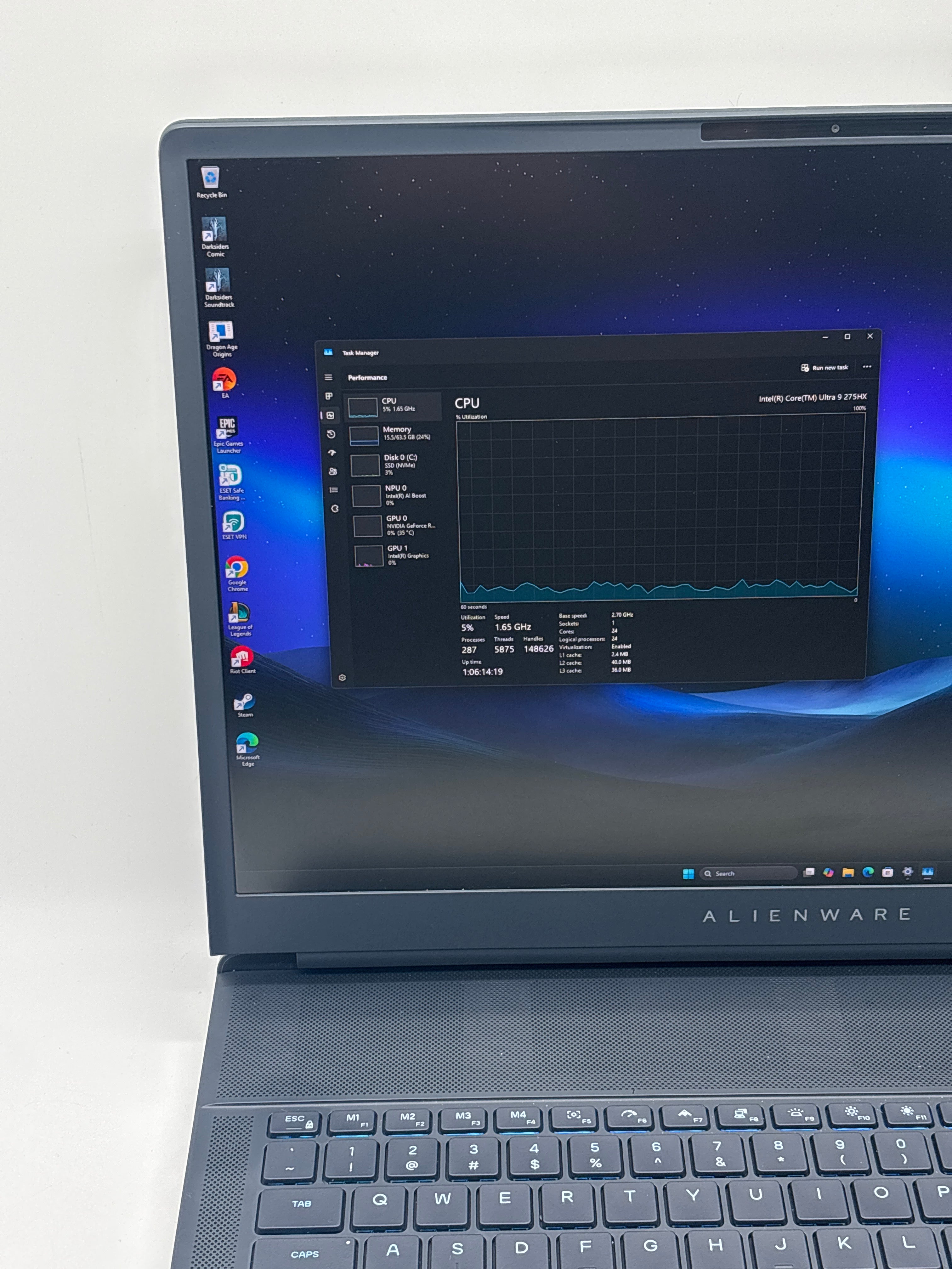 Dell Alienware 18 Area 51 Ultra 9 275HX 64GB RAM 2TB SSD RTX 5090 - Warranty