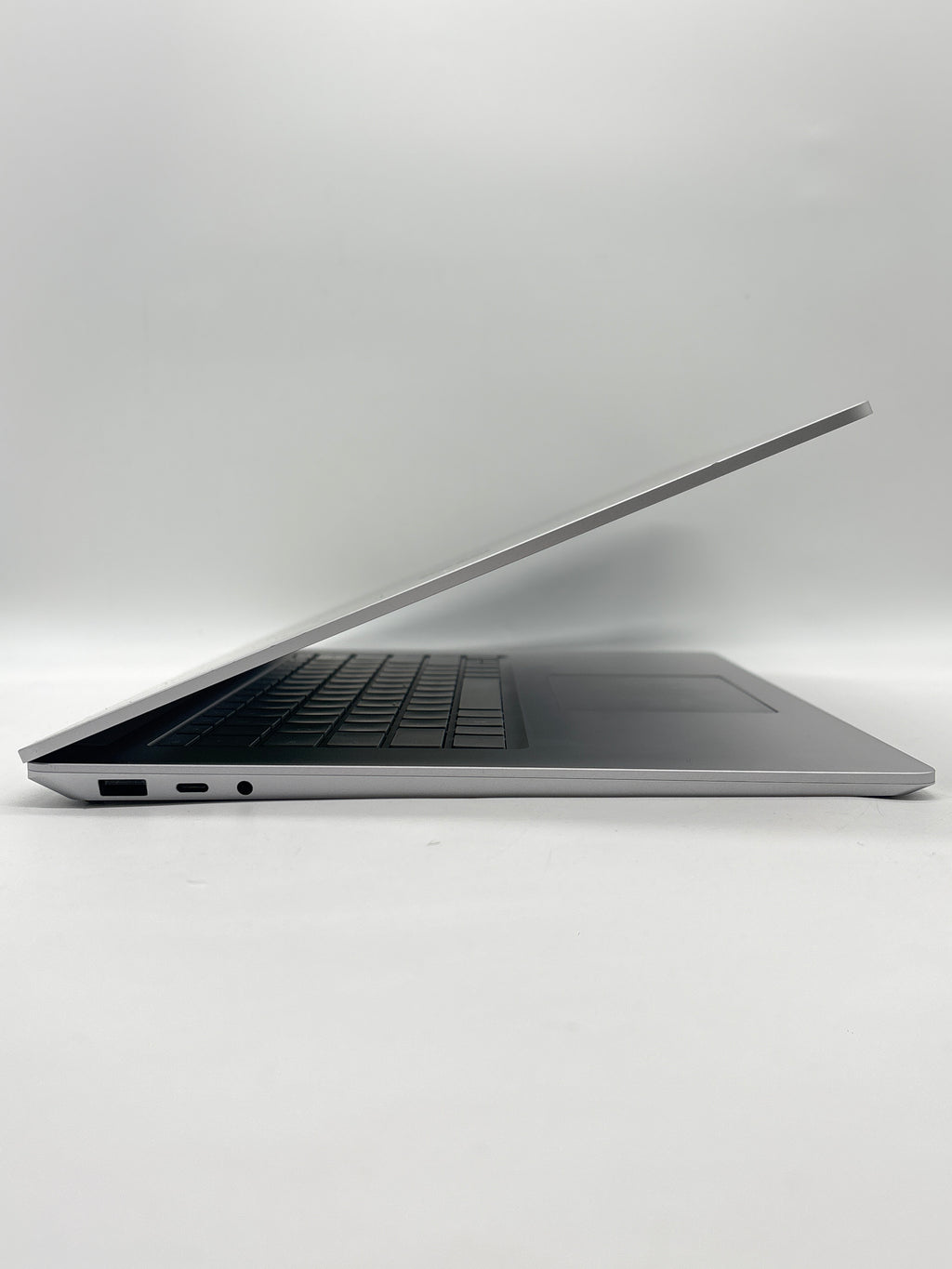 Microsoft Surface Laptop 4 i7-1185G7 8GB RAM 512GB SSD