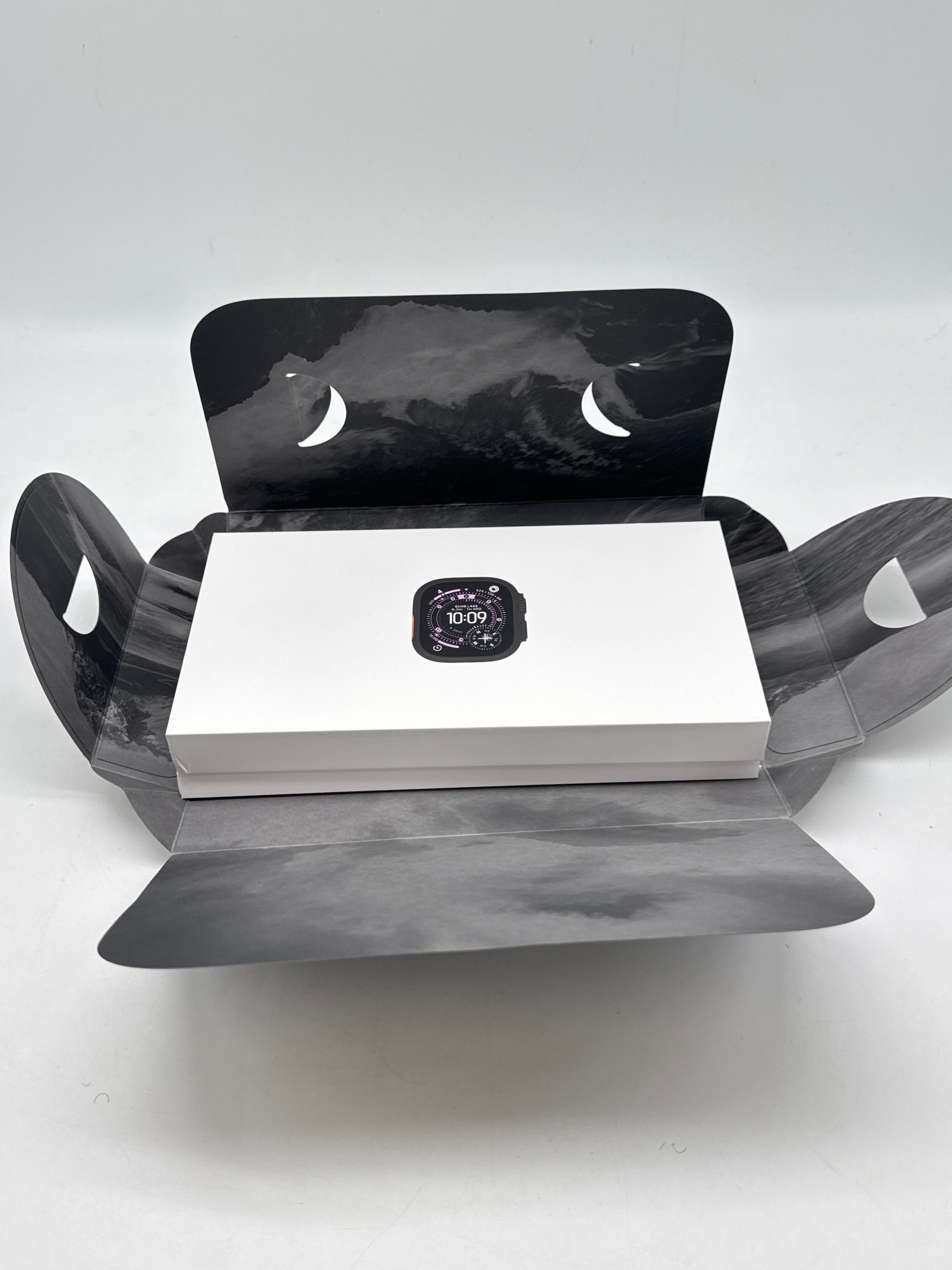 Apple Watch Ultra 3 A3281 49mm GPS + Cellular Unlocked - Used with Box