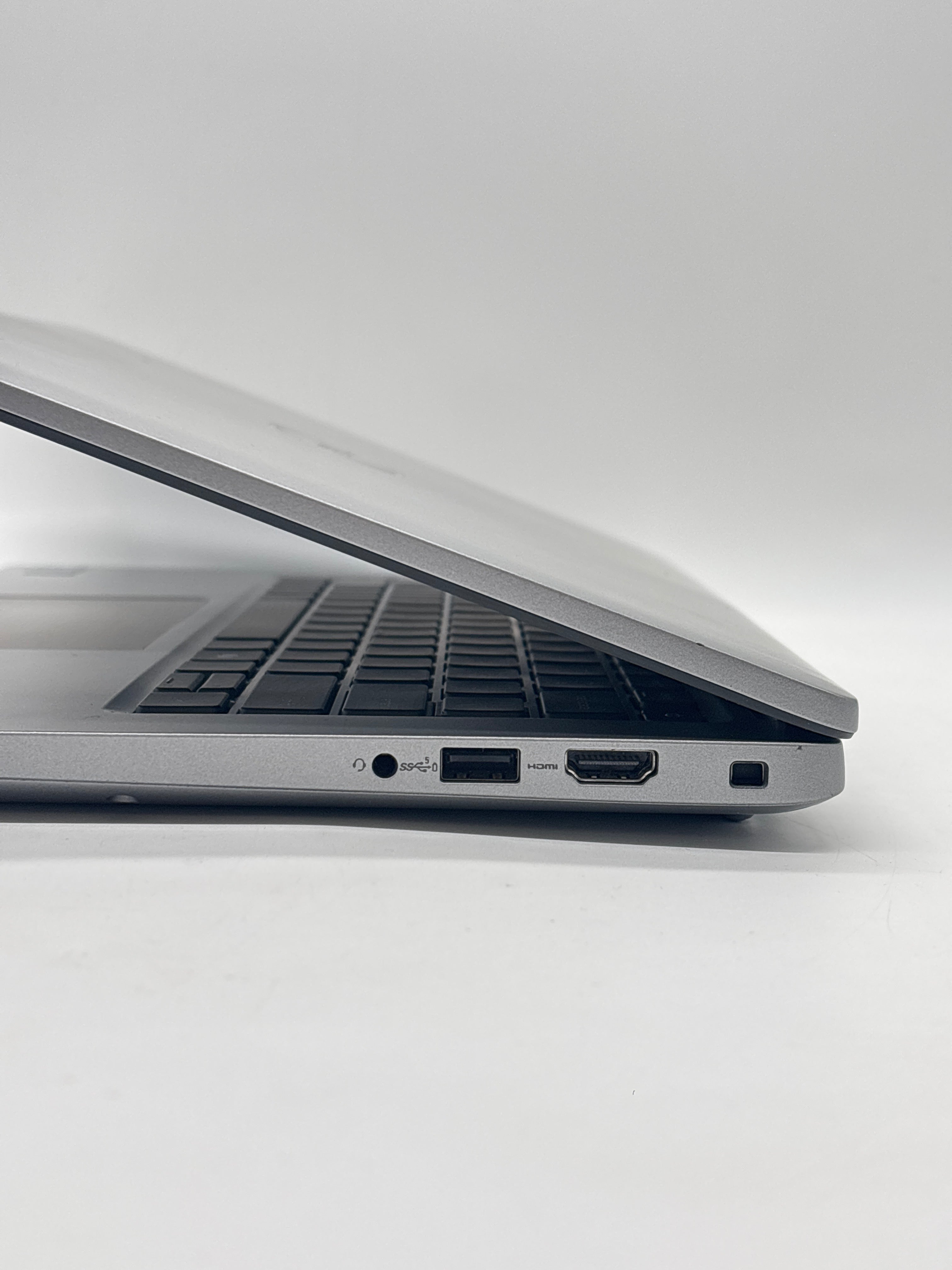 Dell Latitude 5450 Ultra 5 135H 16GB RAM 512GB SSD - Warranty