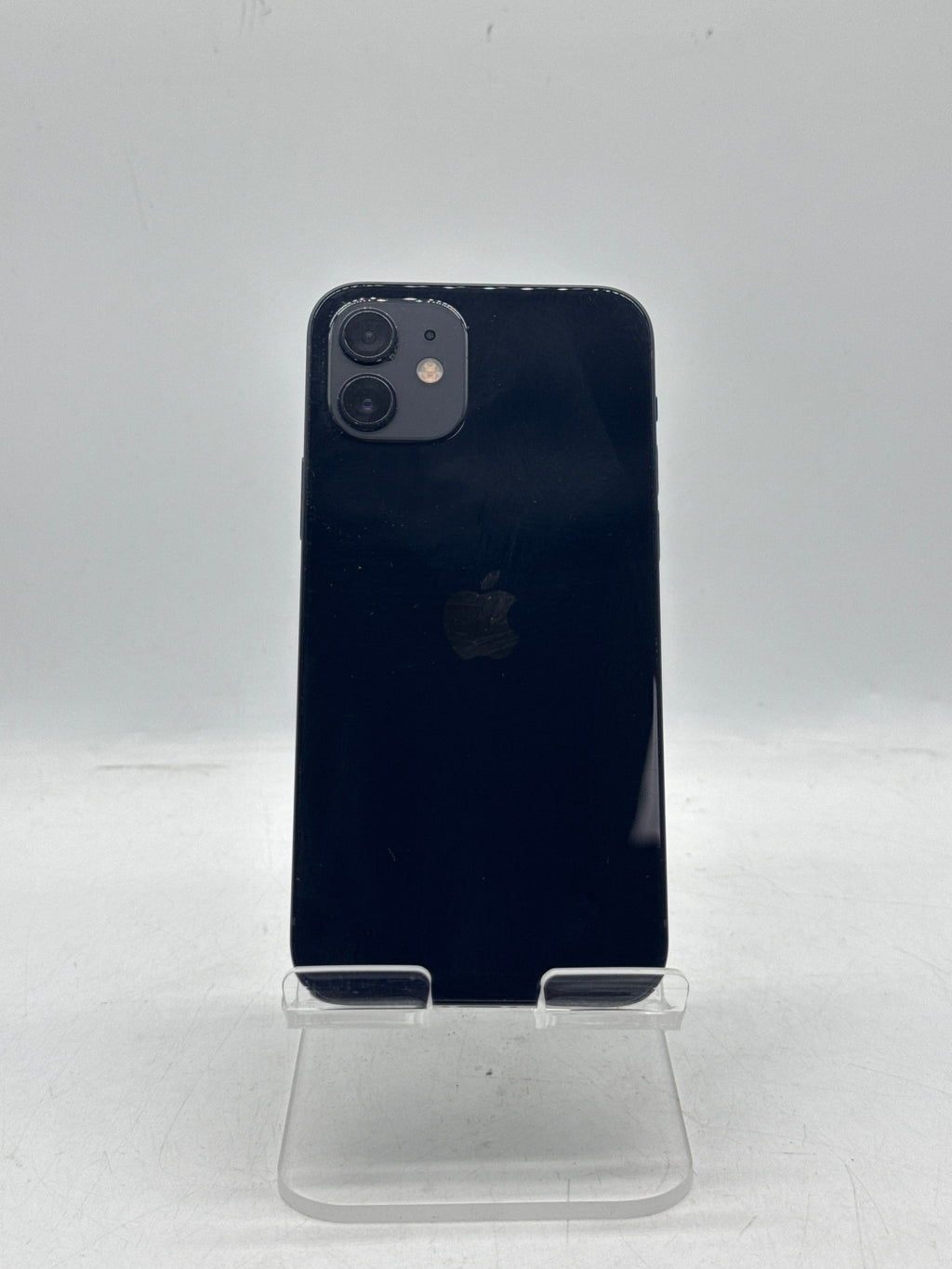 Apple iPhone 12 6.1" 64GB Network Unlocked Black - Used