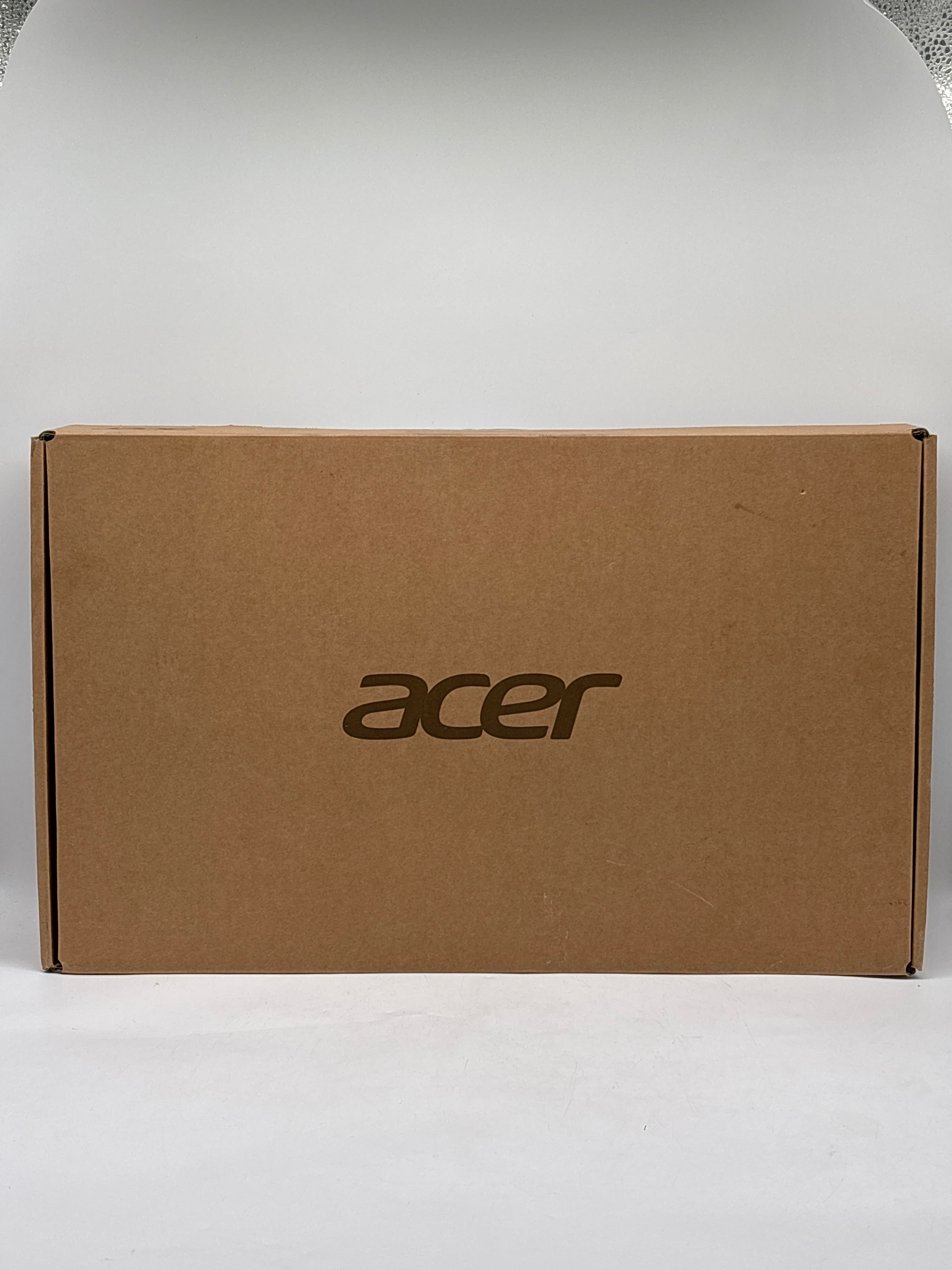 Acer Aspire Go 15 15.6" AMD Ryzen 7 5825U 16GB RAM 512GB SSD - New in Box