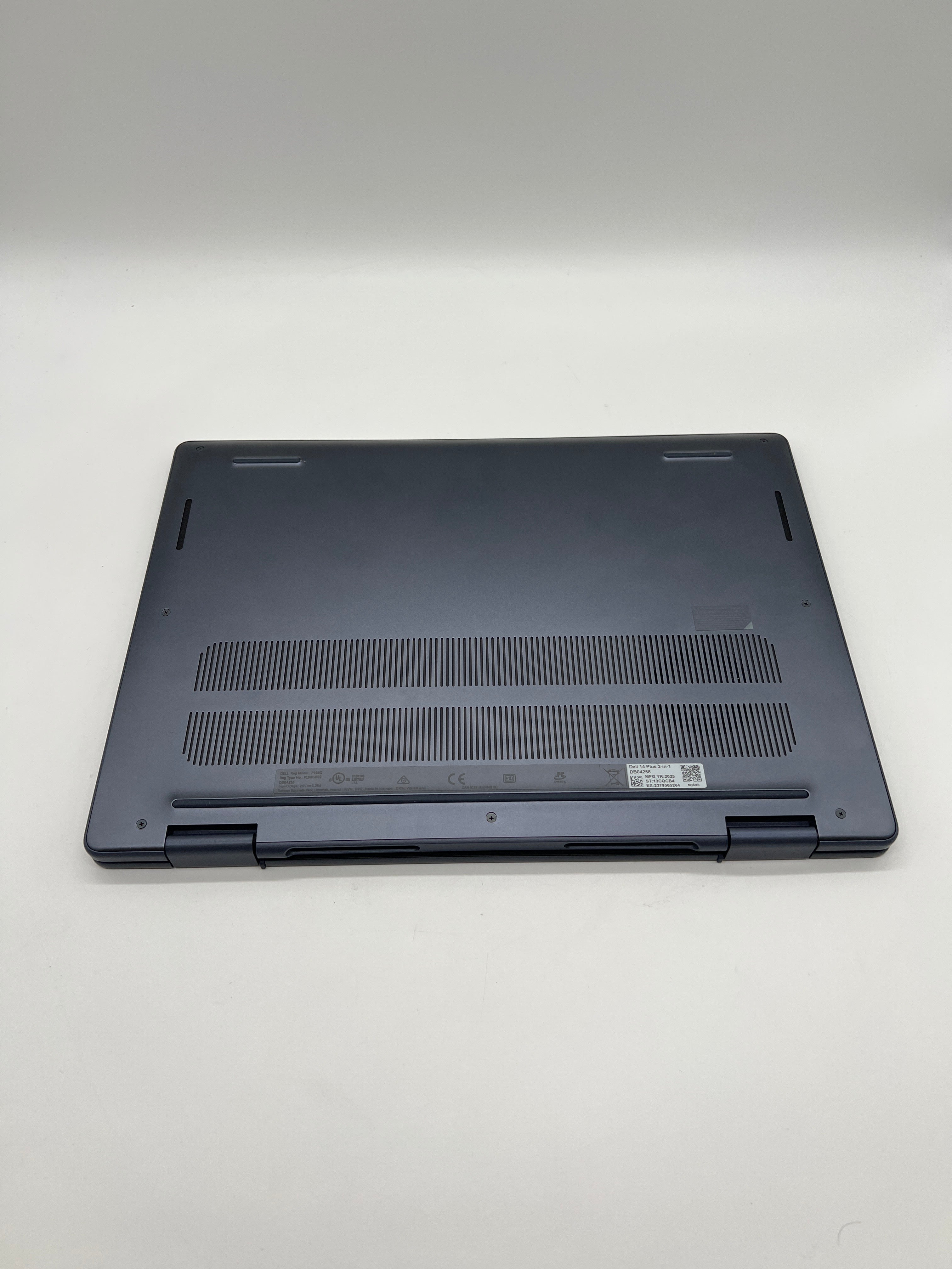 Dell 14 Plus 2-in-1 1 AMD Ryzen 7 16GB RAM 1TB SSD Blue