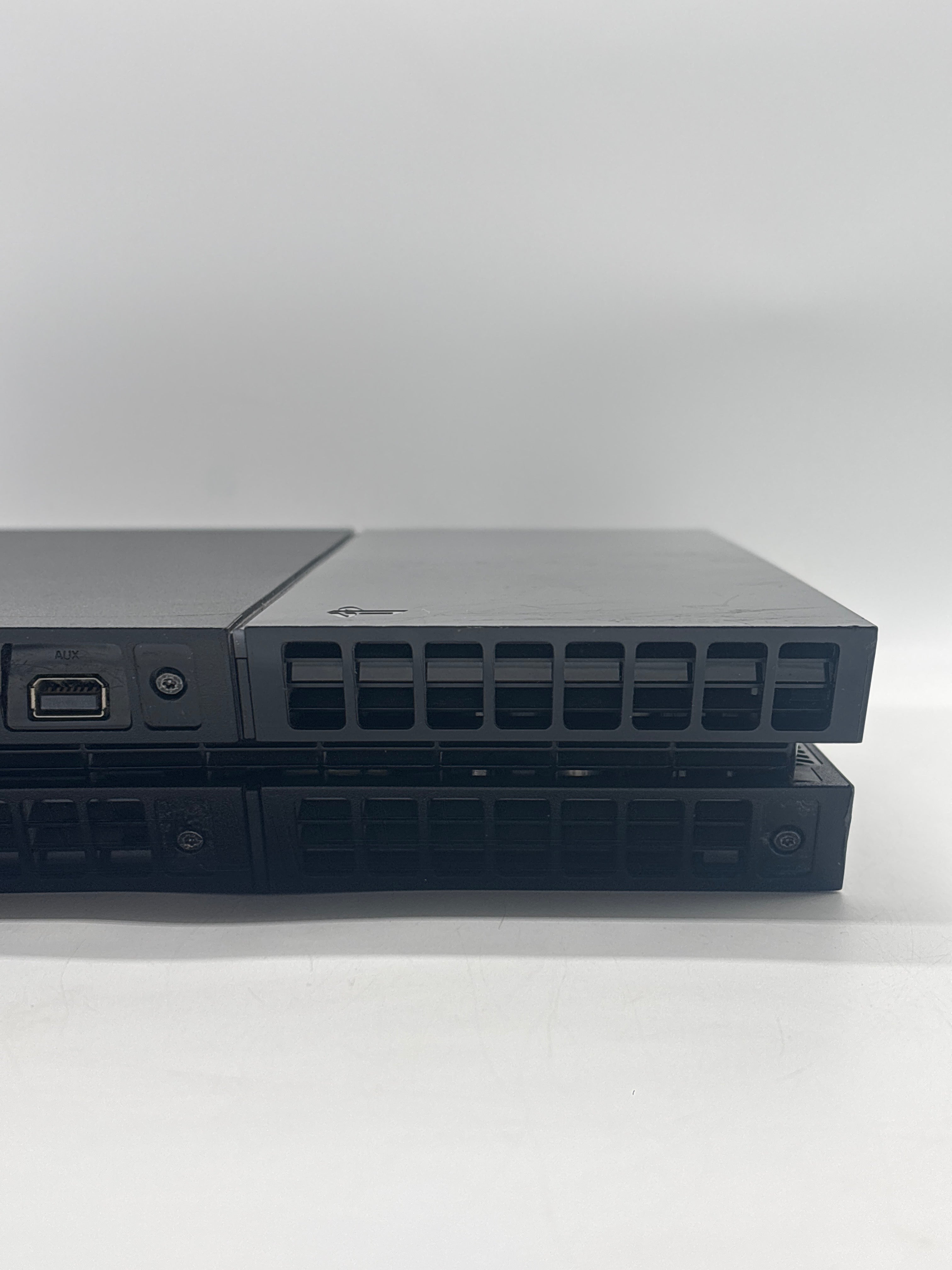 Sony PlayStation 4 CUH-1116A 500GB Black