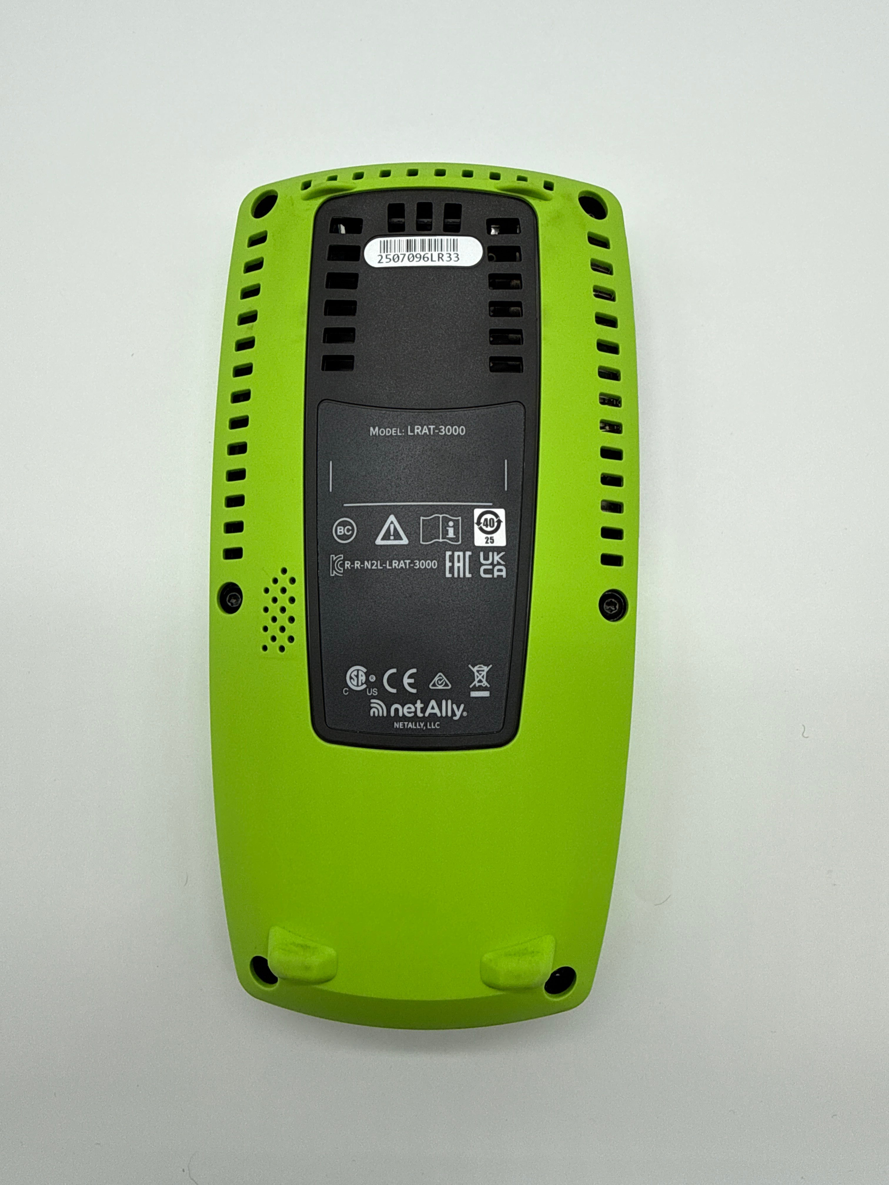 NetAlly LinkRunner AT 3000 Cable Tester with Wiremappers and Accessories