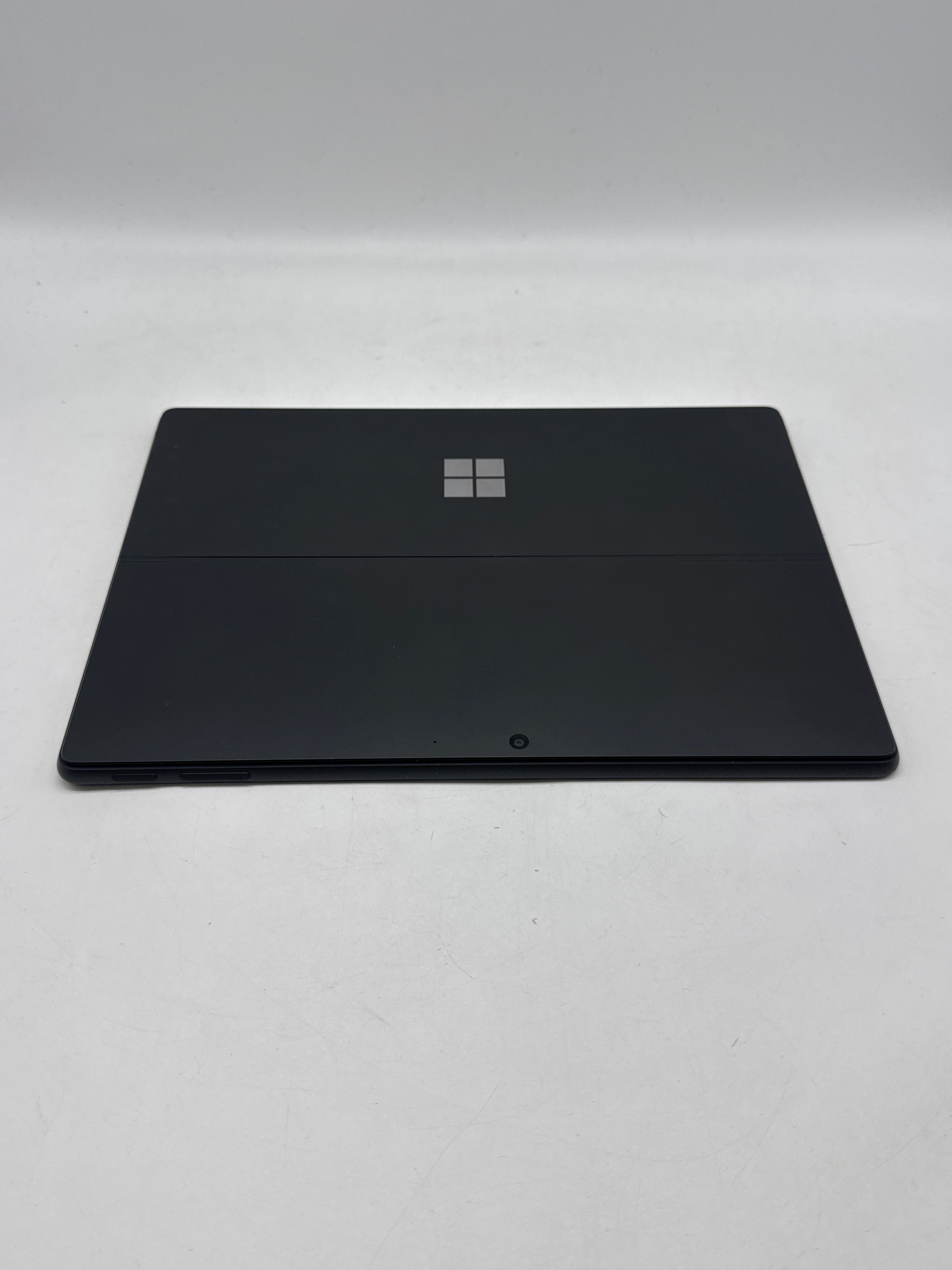 Microsoft Surface Pro 9 2038 13" i5-1235U 8GB RAM 256GB SSD - Used