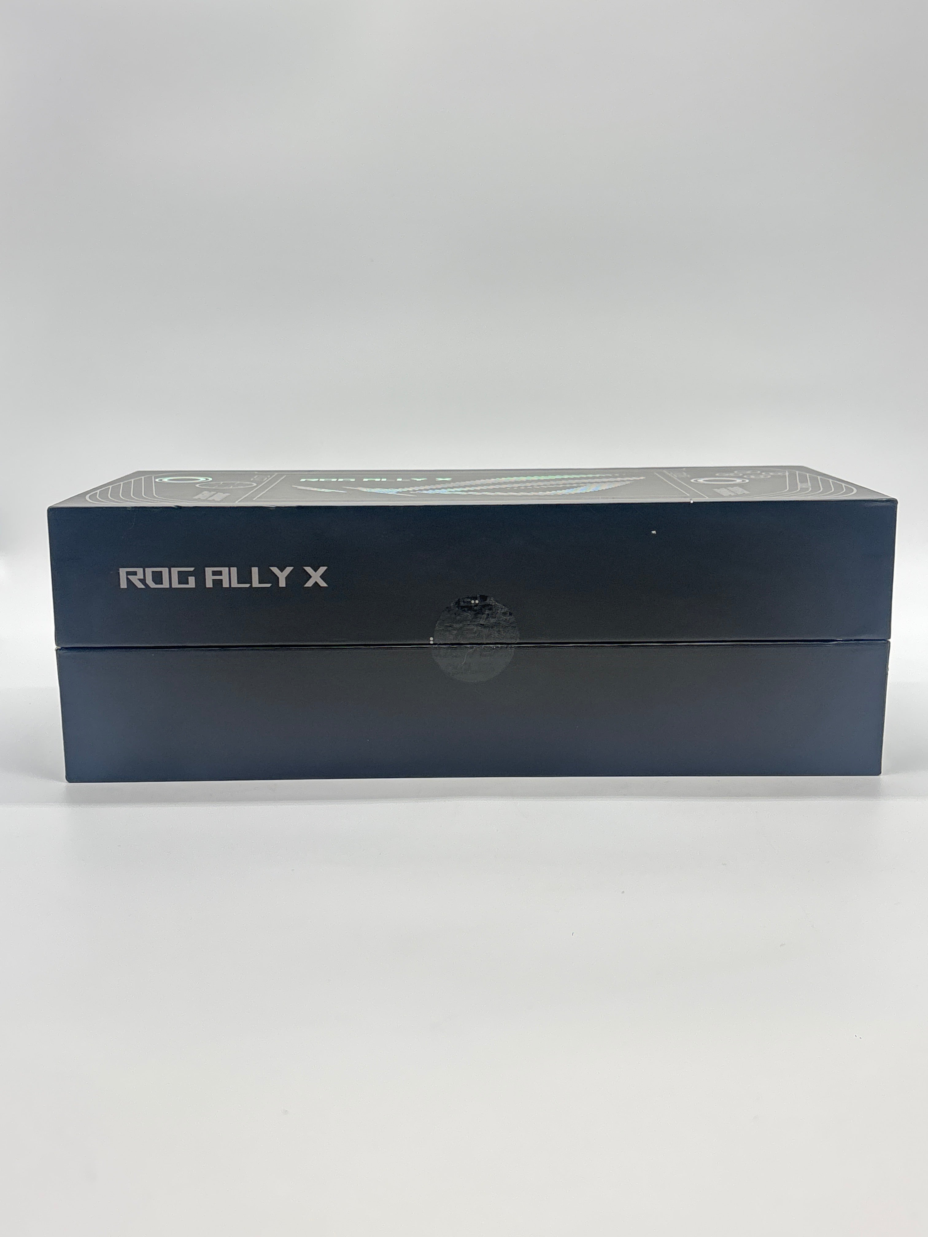ASUS ROG Ally X AMD Ryzen 5 24GB RAM 1TB SSD with Box