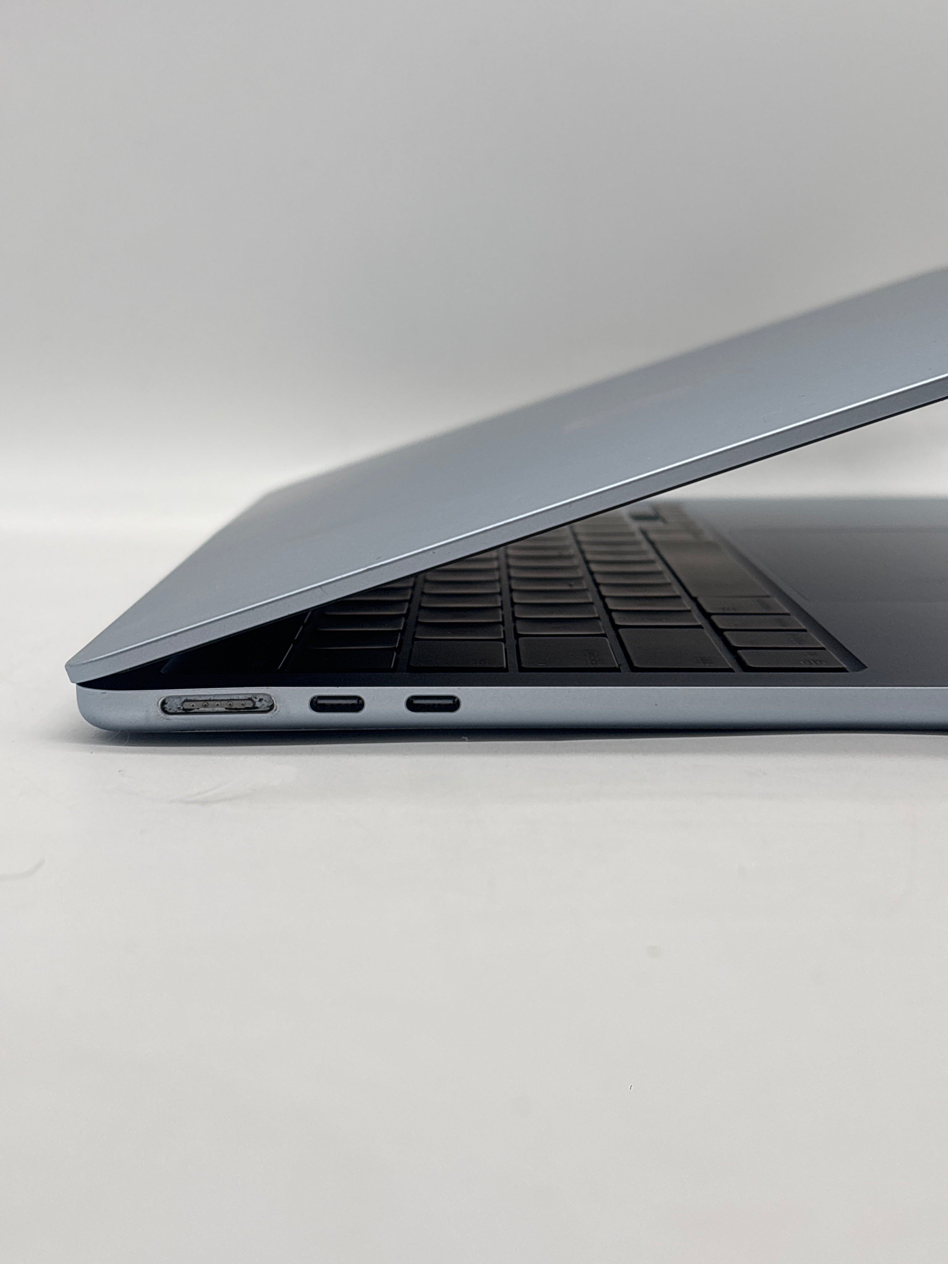 Apple MacBook Air 13" A3240 M4 16GB RAM 256GB SSD