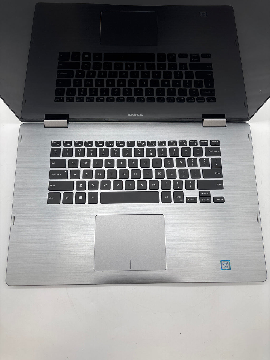 Dell  Inspiron 15 7579 i7-7500U 16GB RAM 512GB SSD - Bad Display