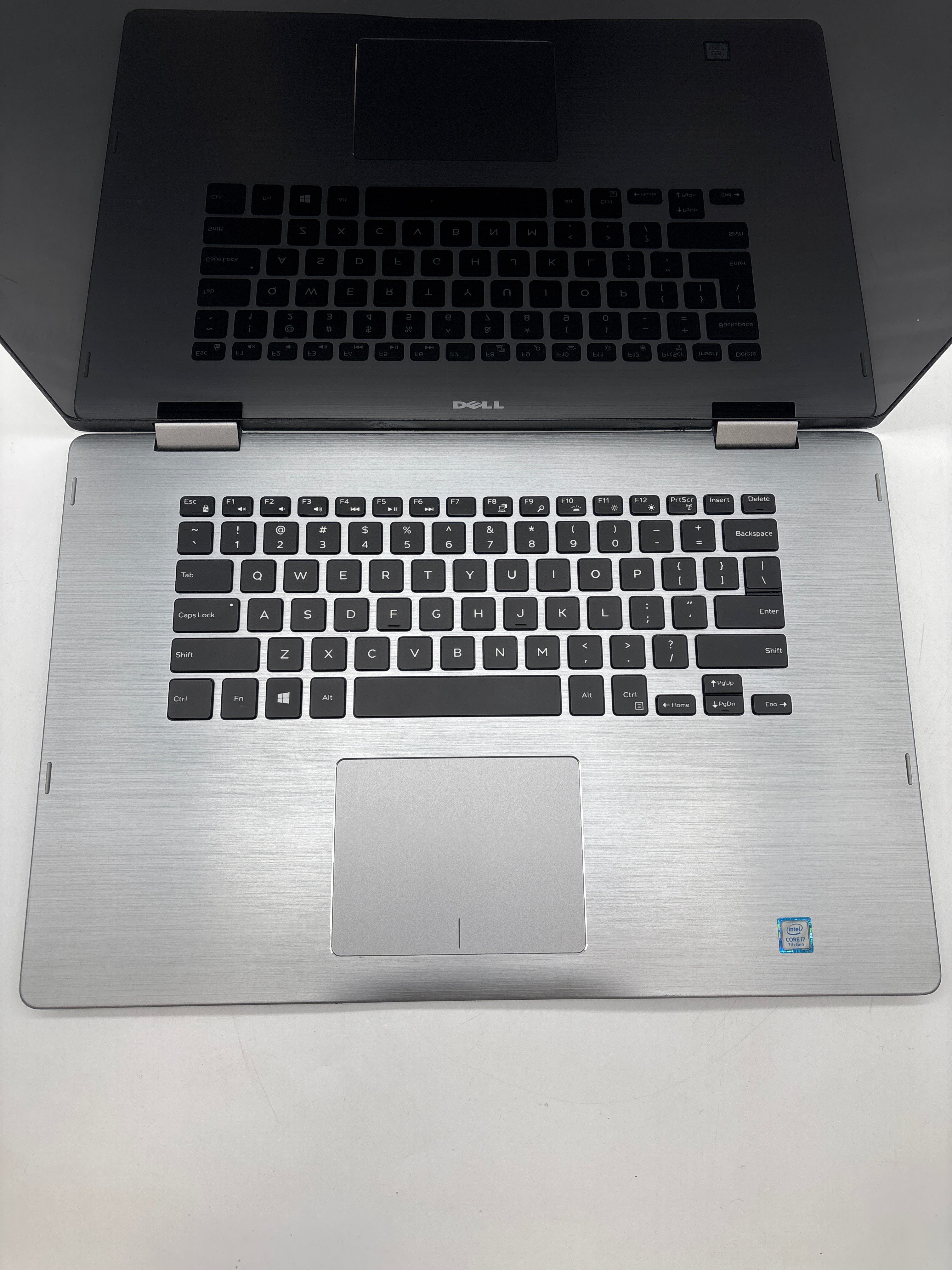 Dell  Inspiron 15 7579 i7-7500U 16GB RAM 512GB SSD - Bad Display