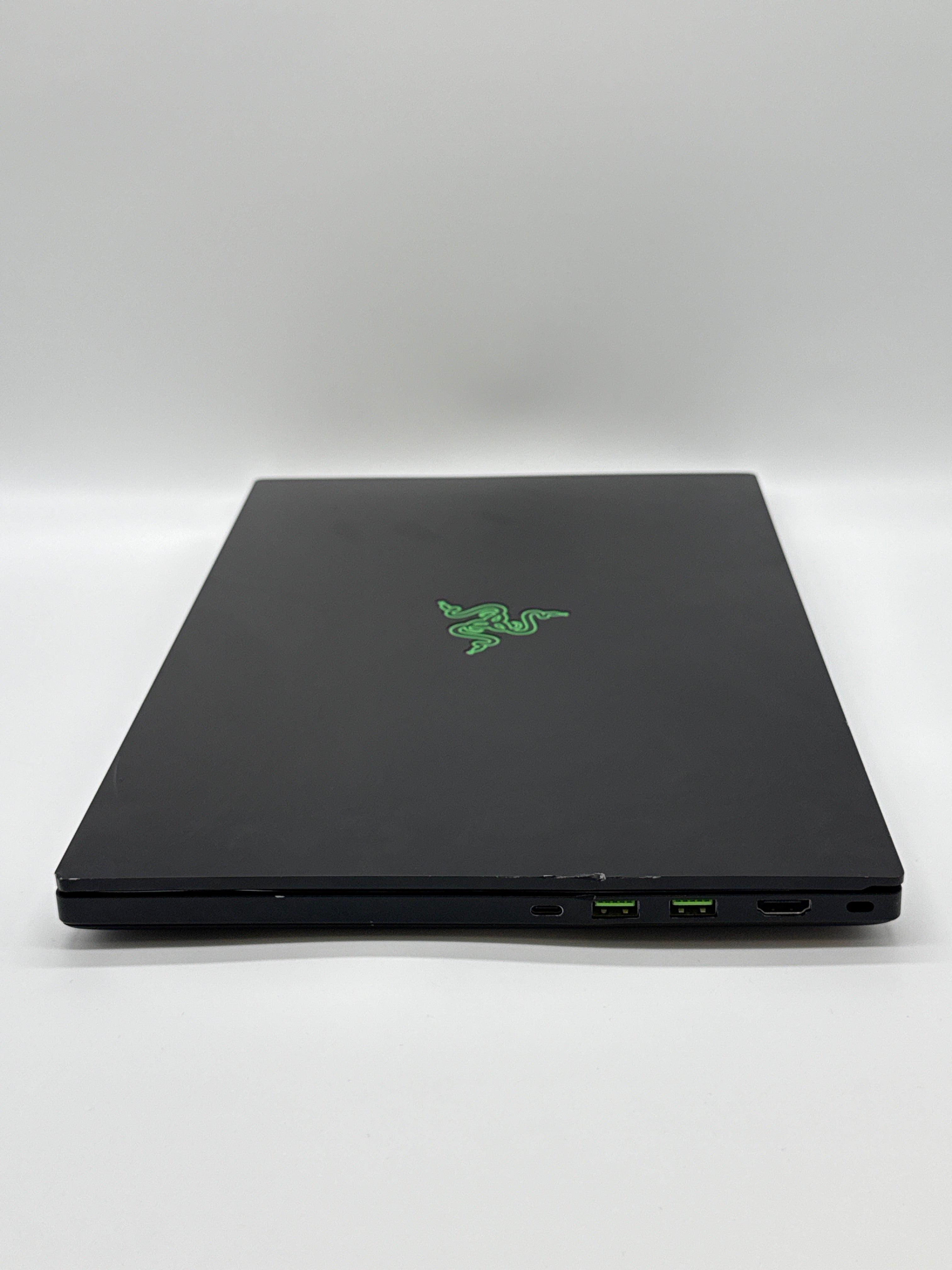 Razer Blade 15 Gaming Laptop i7-10750H 16GB 1.5TB SSD RTX 3070 8GB 15.6" FHD