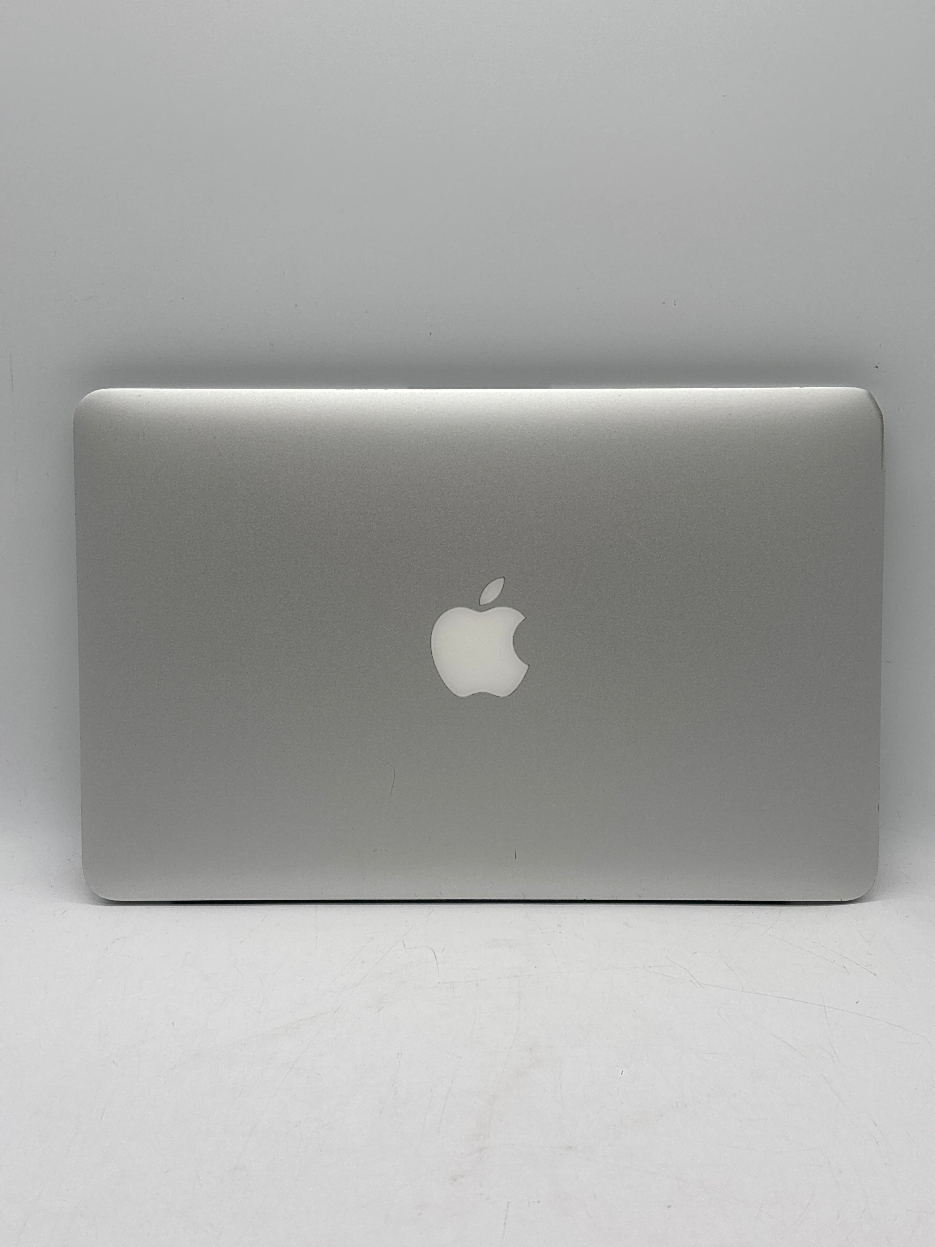 Apple MacBook Air A1465 i5 4GB RAM 128GB SSD - For Parts (No OS)