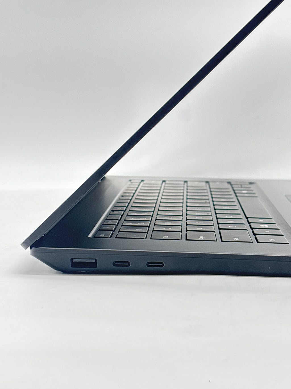 Microsoft Surface Laptop 6 2035 Ultra 7 165H 32GB RAM 512GB SSD - Used