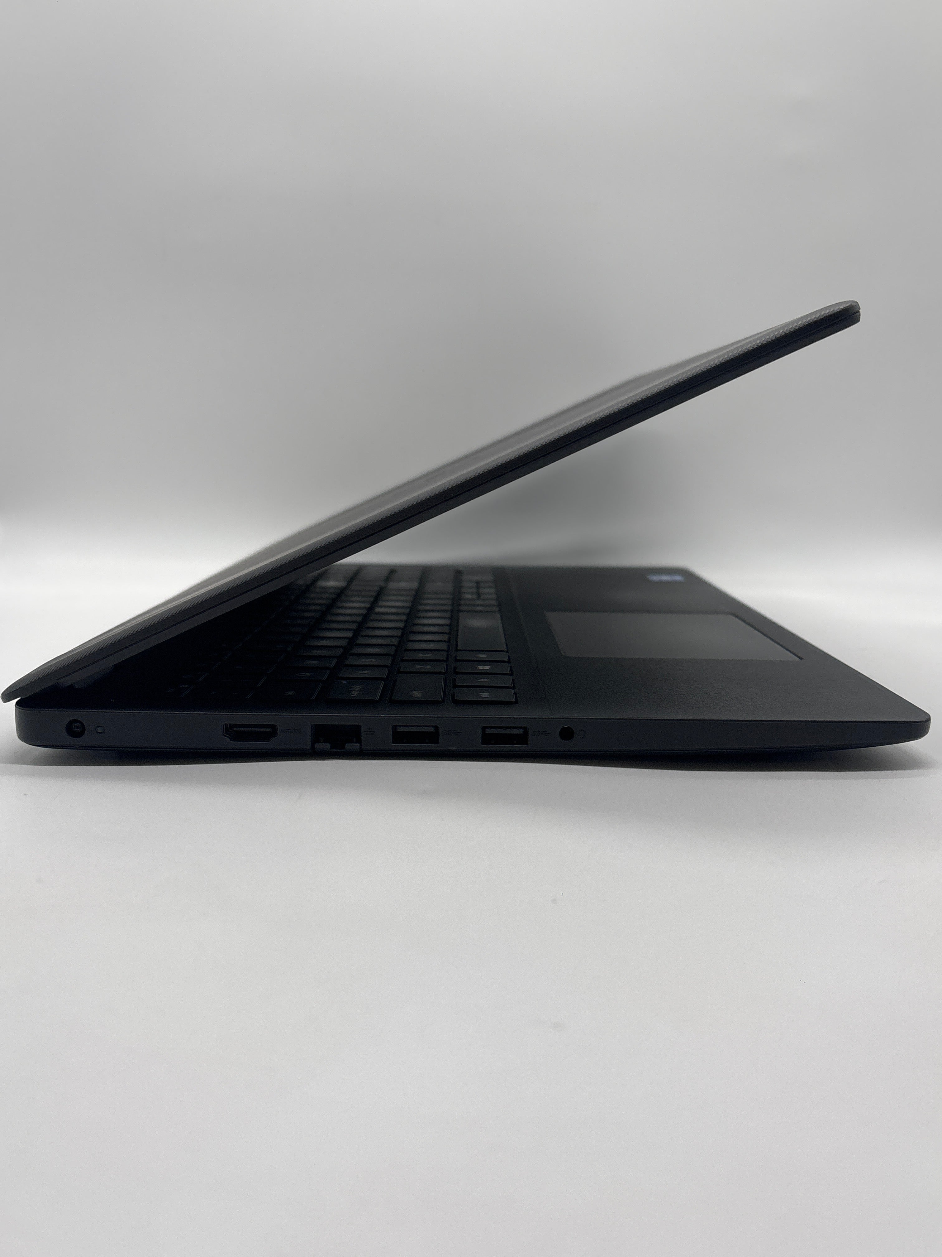 Dell Vostro 3500 i5-1135G7 16GB RAM 256GB SSD